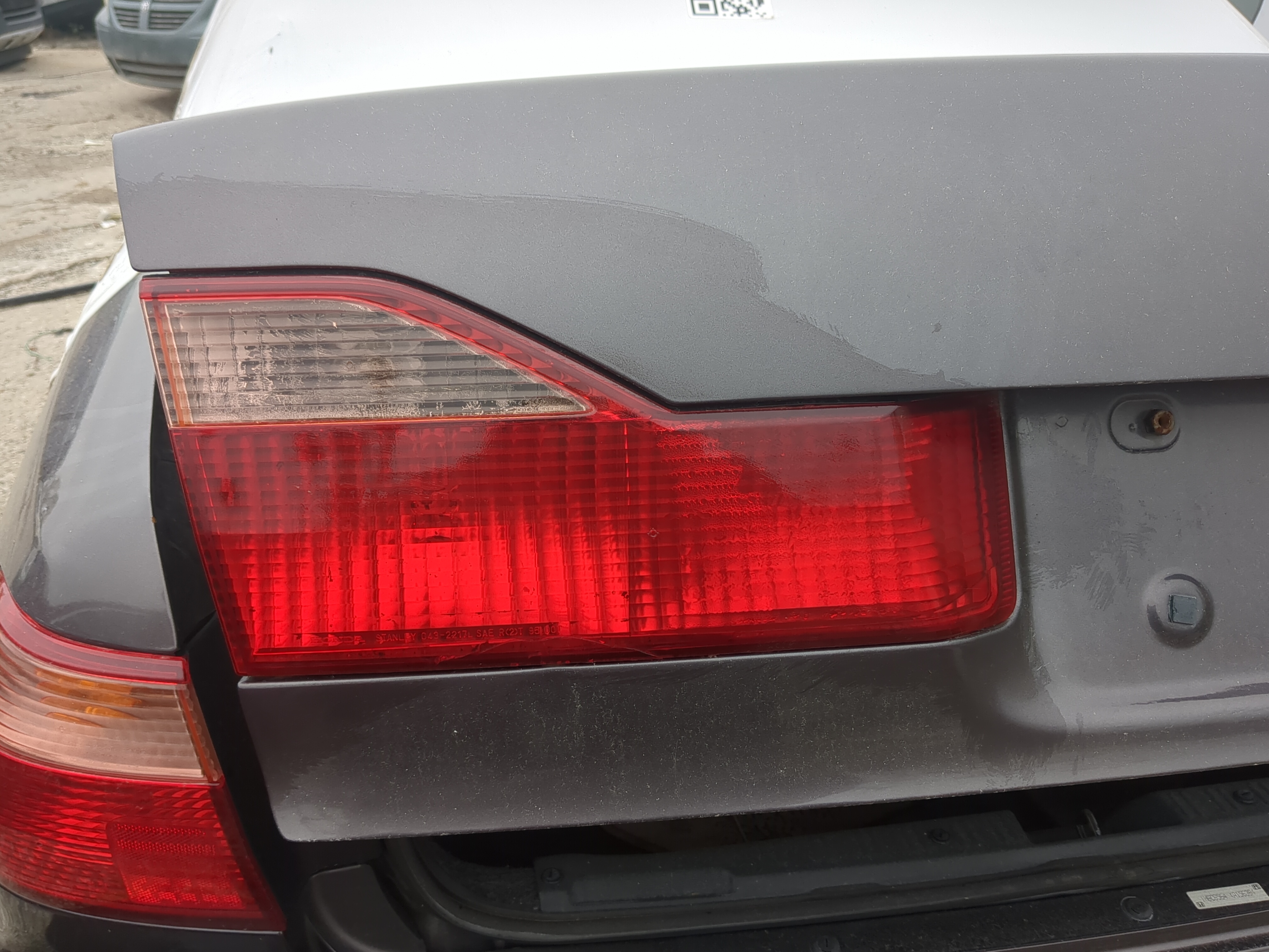Picture of 1998 Honda Accord Driver Left Side Tail Light Taillight Deck Lid Mounted 875107