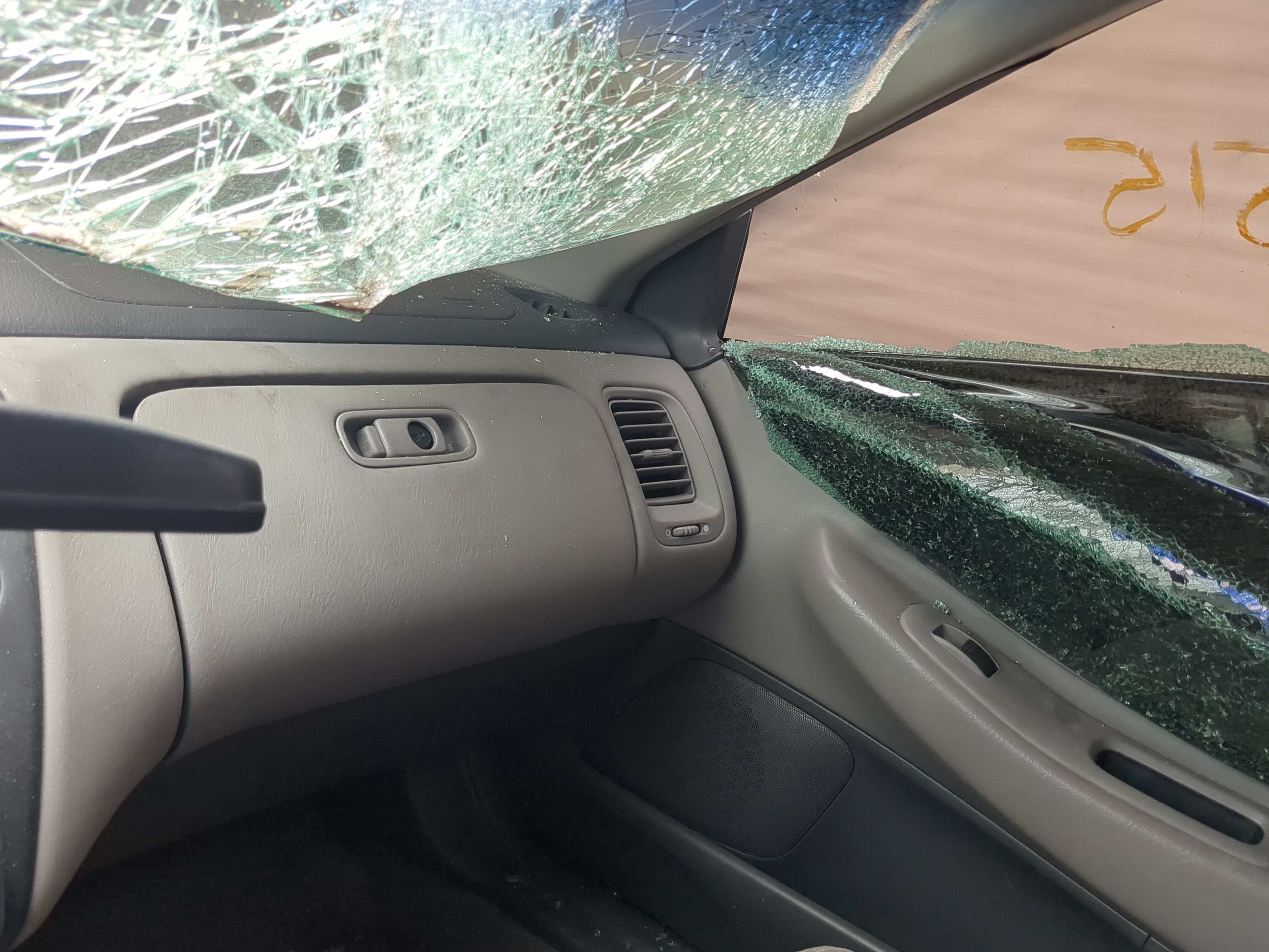 1999 Honda Accord Passenger Glove Box Door Storage Compartment 875142 - Oemusedautoparts1.com