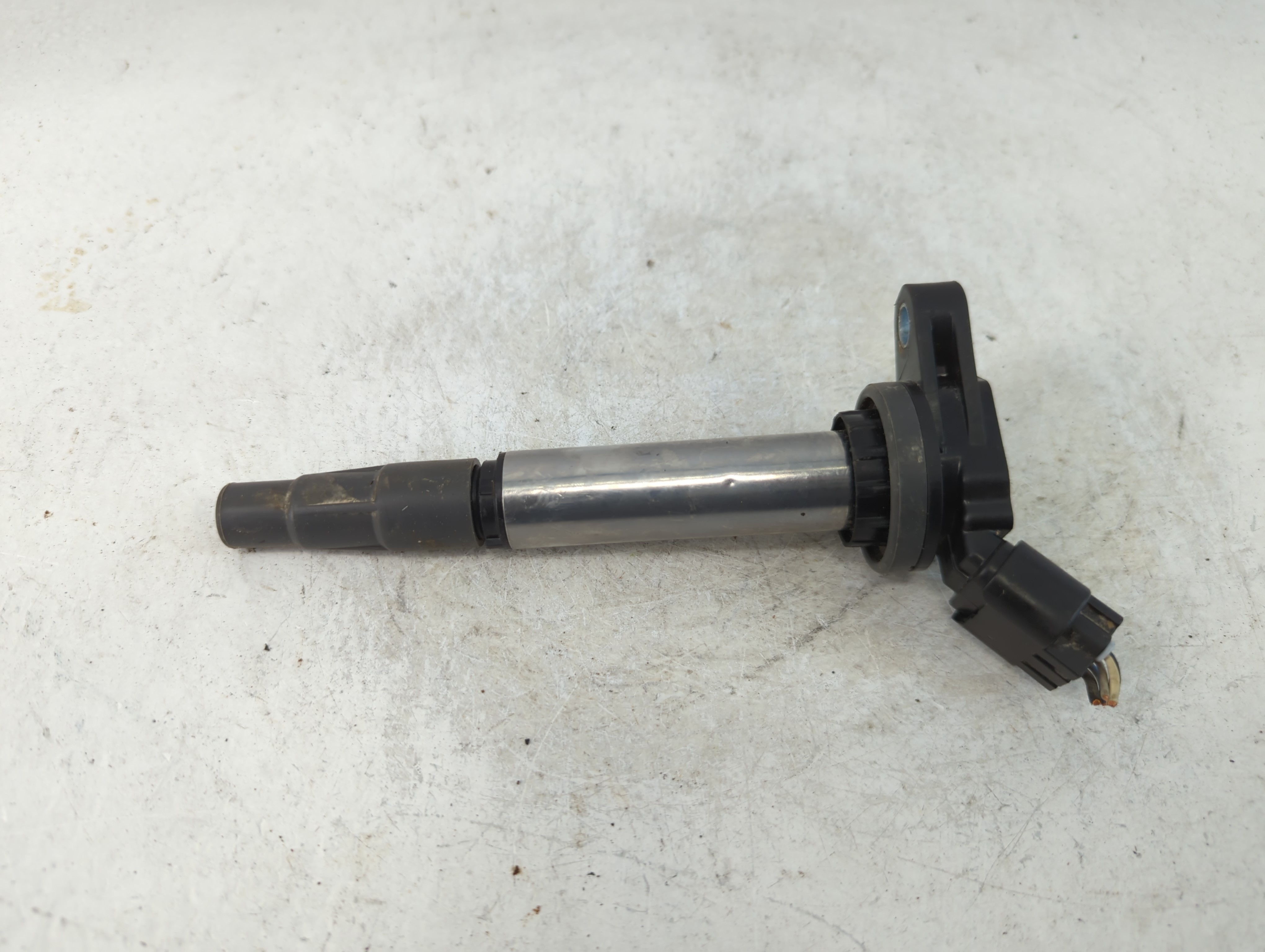 2003-2006 Pontiac Vibe Ignition Coil Igniter Pack 875214 - Oemusedautoparts1.com