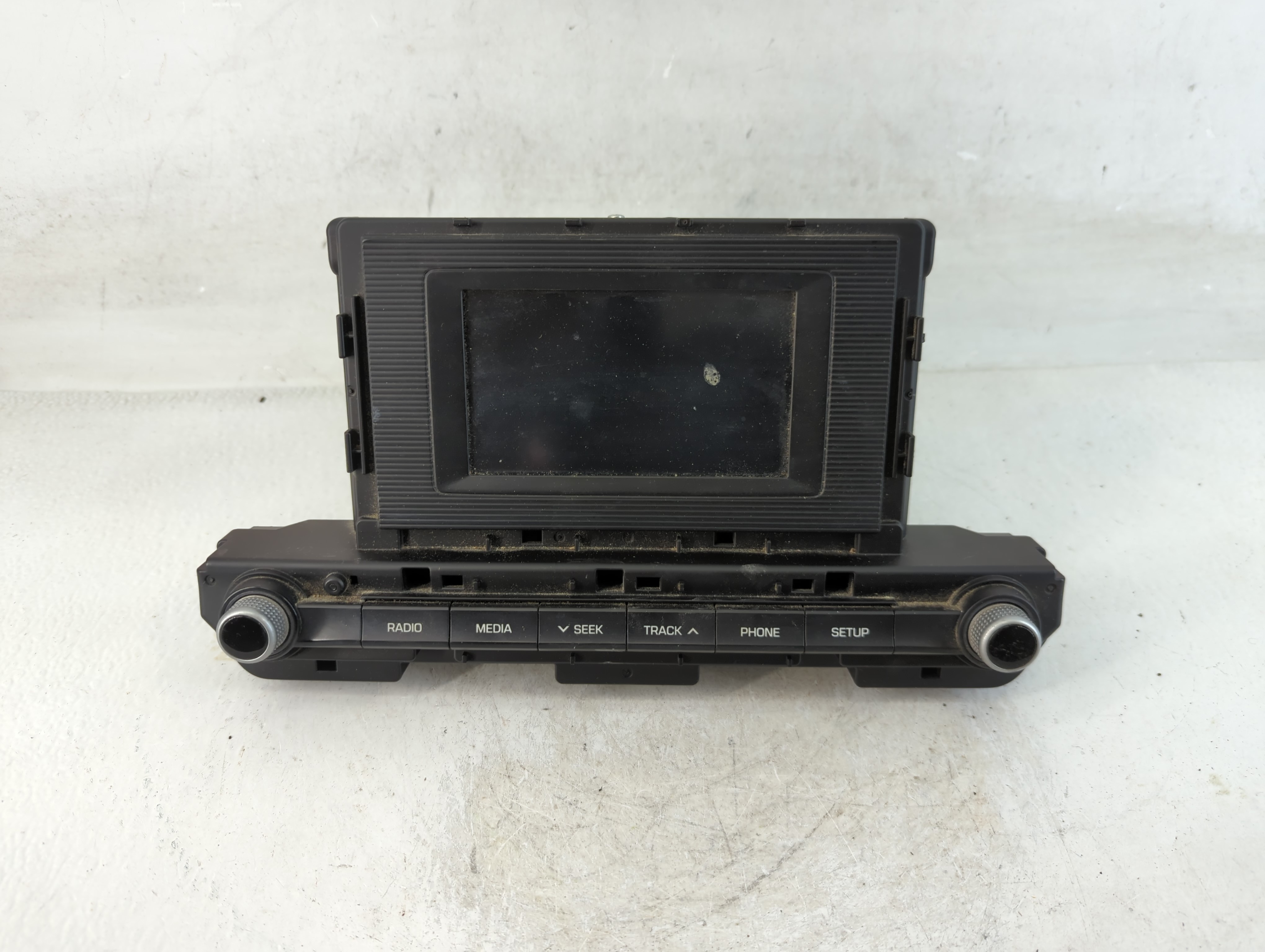 Picture of 2019-2020 Hyundai Elantra Am Fm Cd Player Radio Receiver 875338