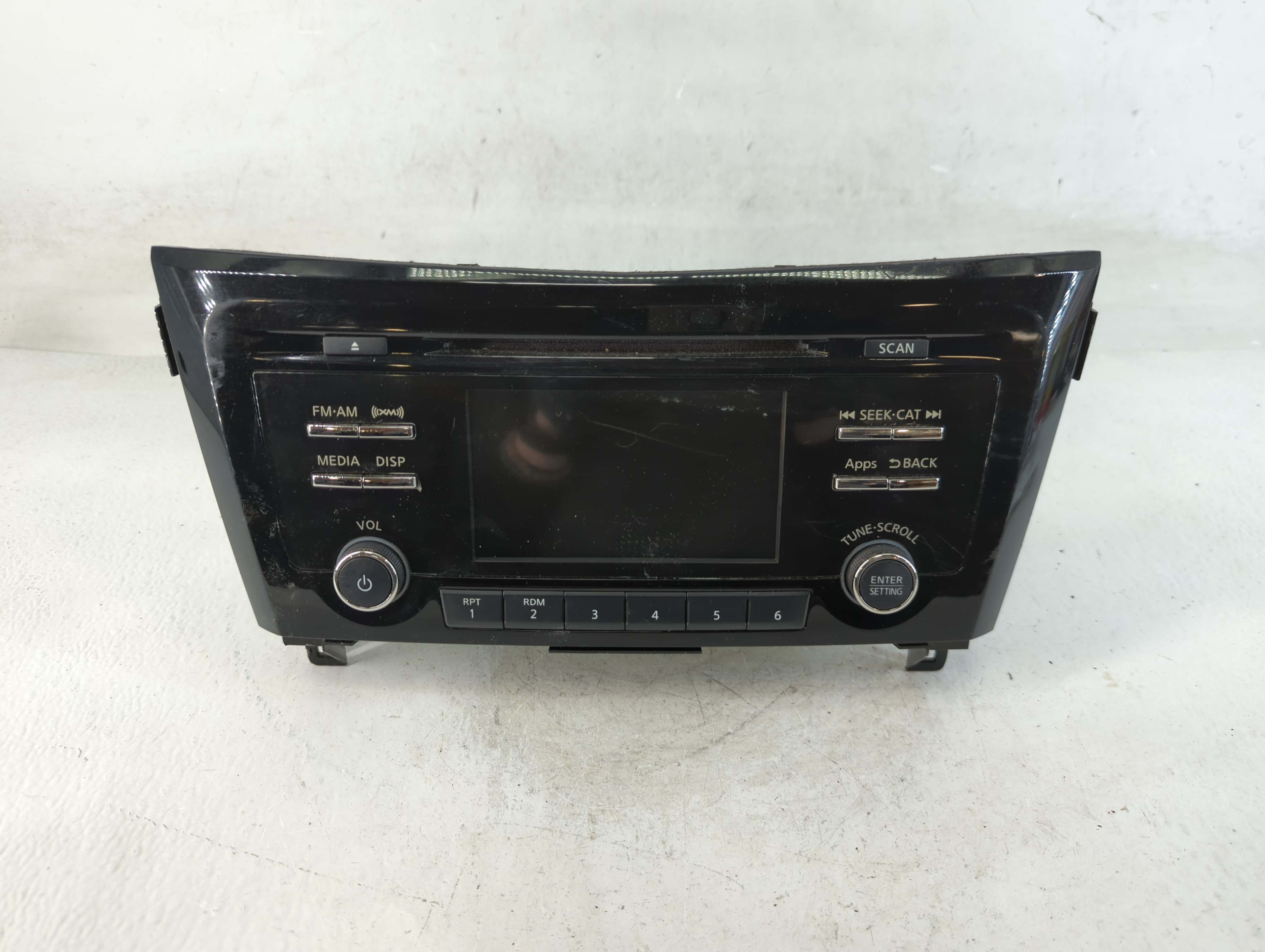 Picture of 2014-2016 Nissan Rogue Am Fm Cd Player Radio Receiver 875344