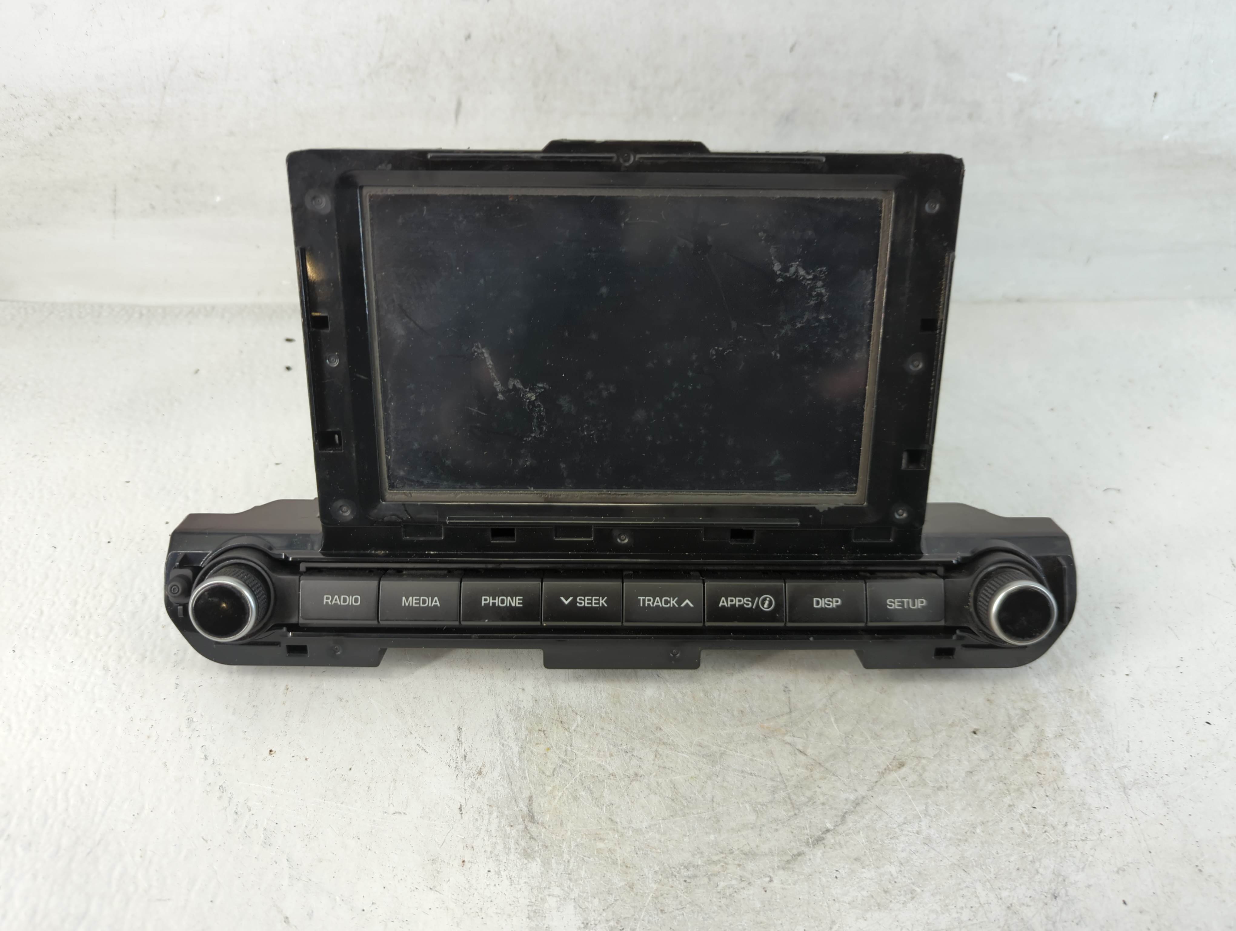 2017-2018 Hyundai Elantra Am Fm Cd Player Radio Receiver 875377 - Oemusedautoparts1.com
