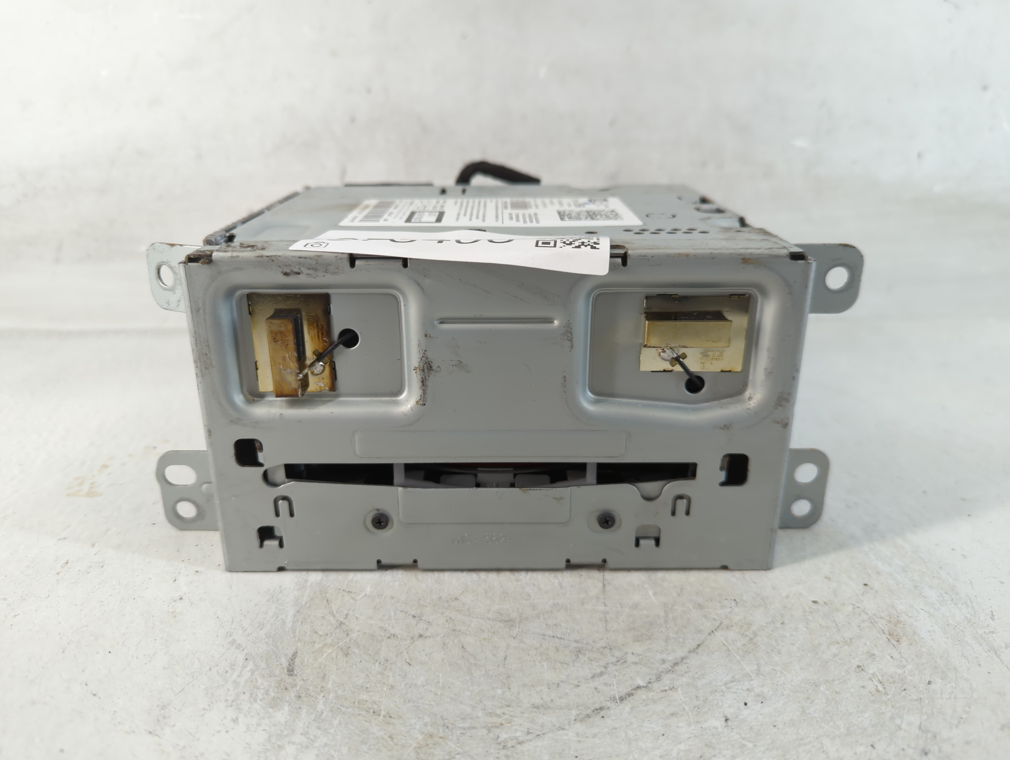 2014-2016 Chevrolet Malibu Am Fm Cd Player Radio Receiver 875406 - Oemusedautoparts1.com