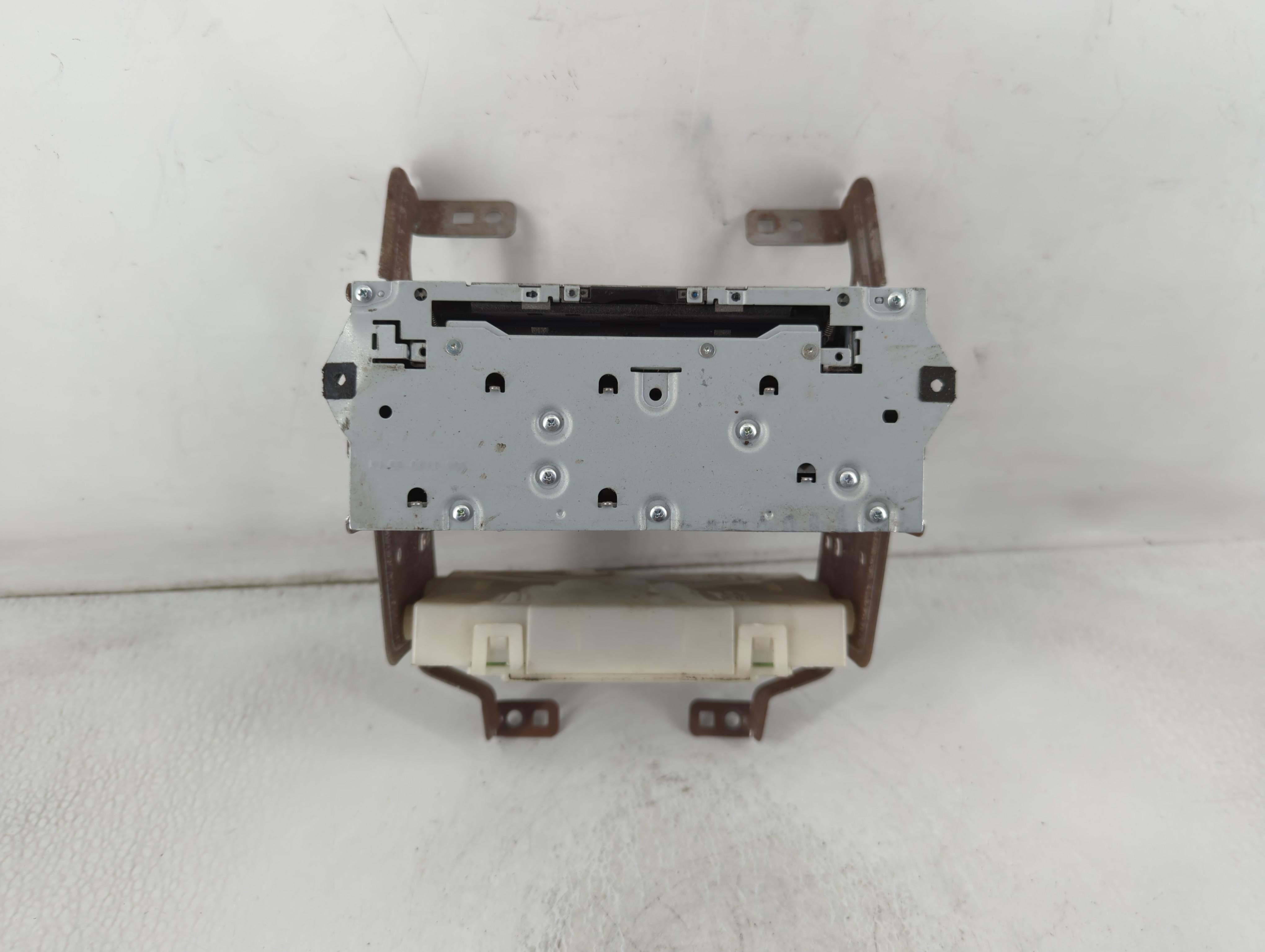 2017-2020 Nissan Pathfinder Am Fm Cd Player Radio Receiver 875476 - Oemusedautoparts1.com