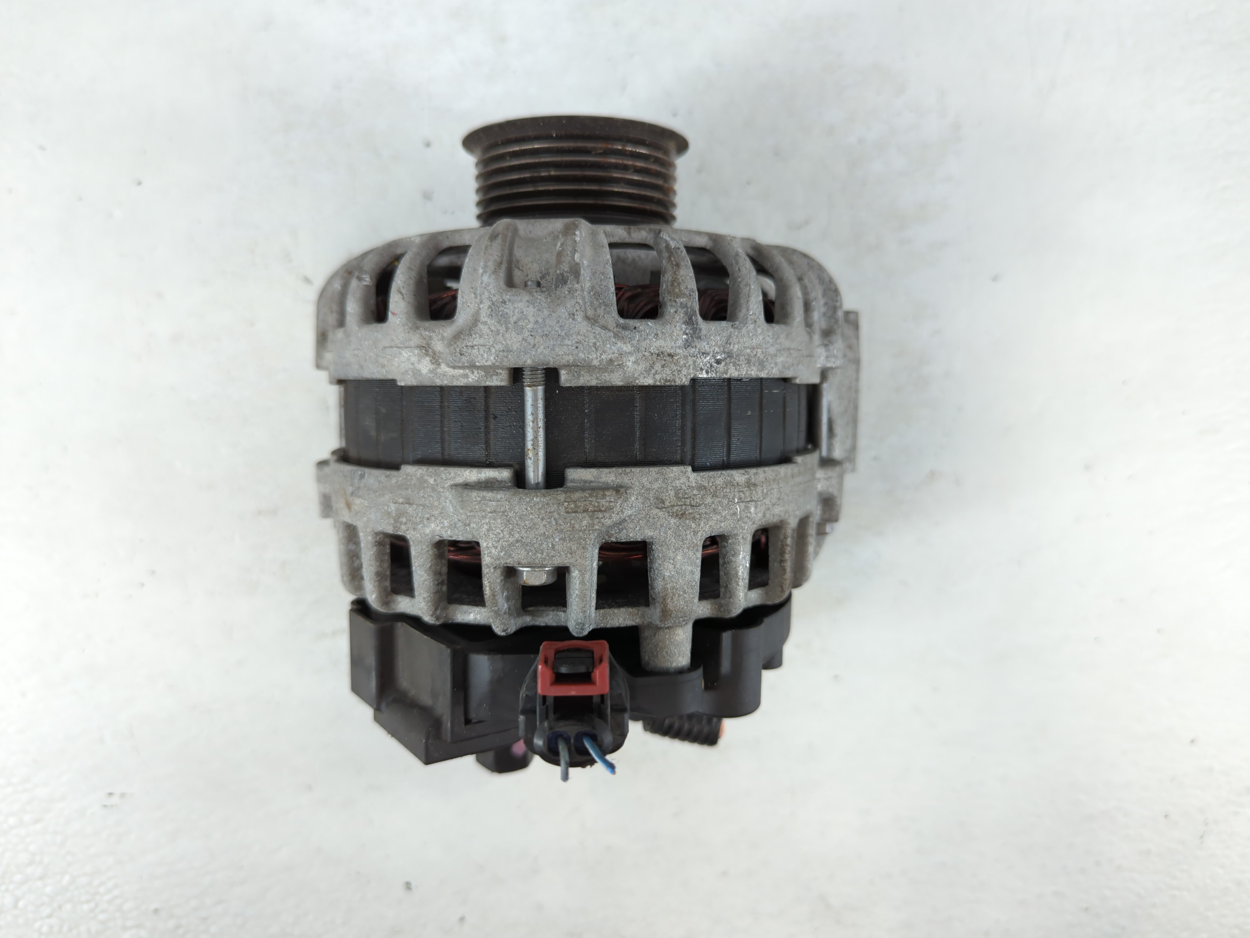 2017 Chevrolet Express 2500 Alternator Generator Charging Assembly Engine Oem 875616 - Oemusedautoparts1.com