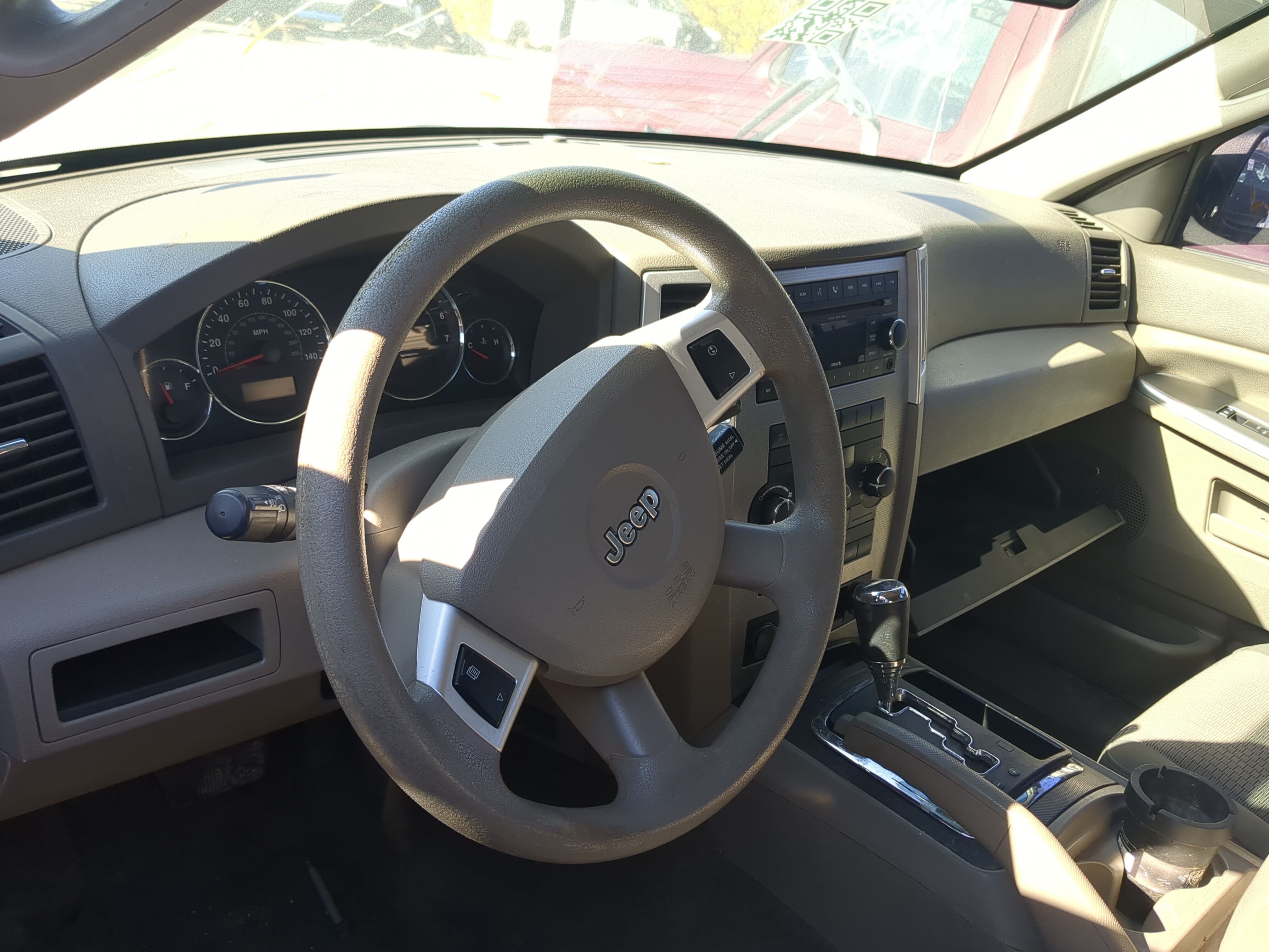 2008-2008 Jeep Grand Cherokee Air Bag Driver Left Steering Wheel Mounted 875648 - Oemusedautoparts1.com