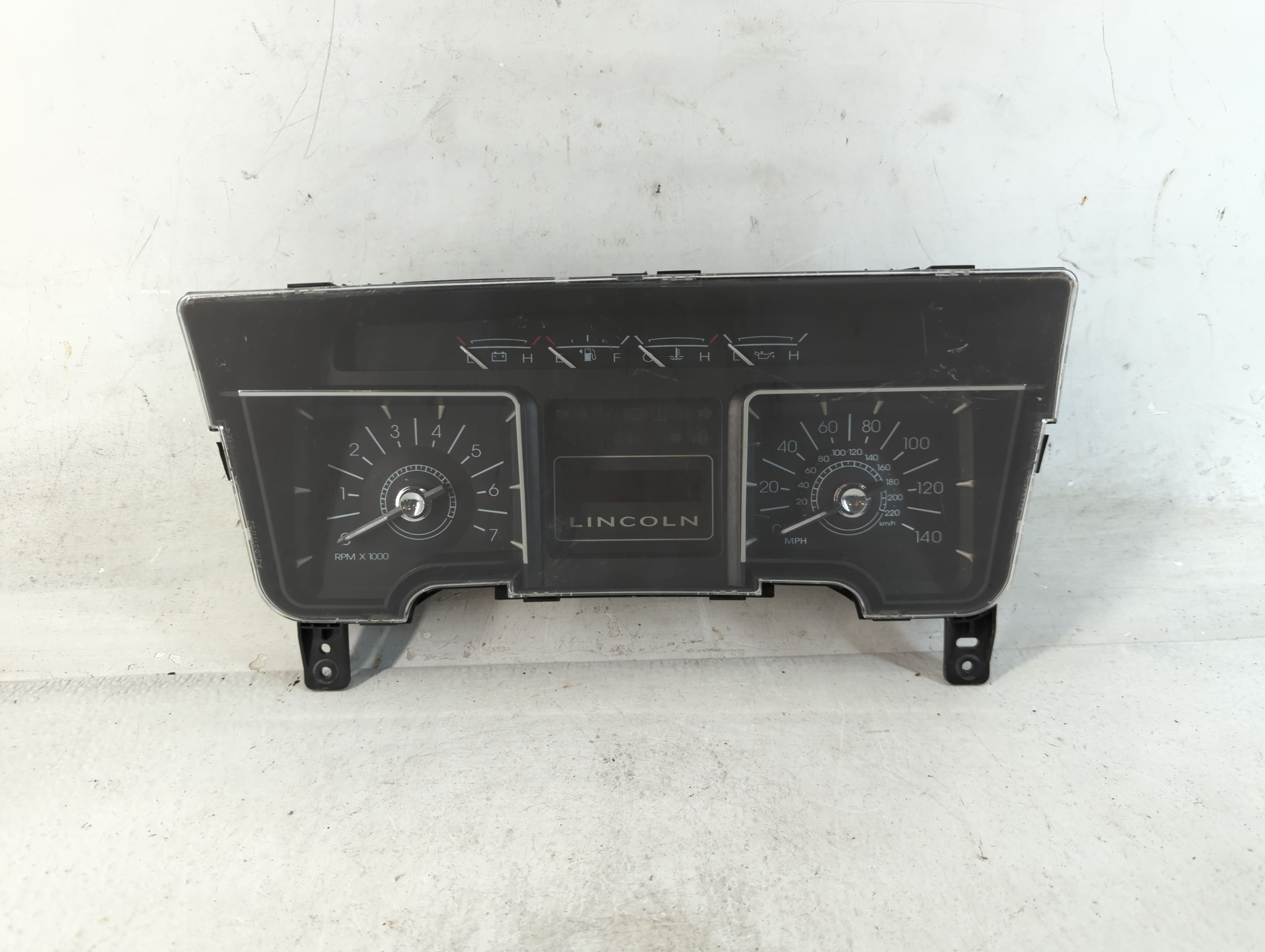 2008 Lincoln Navigator Speedometer Instrument Cluster Gauges 875986 - Oemusedautoparts1.com