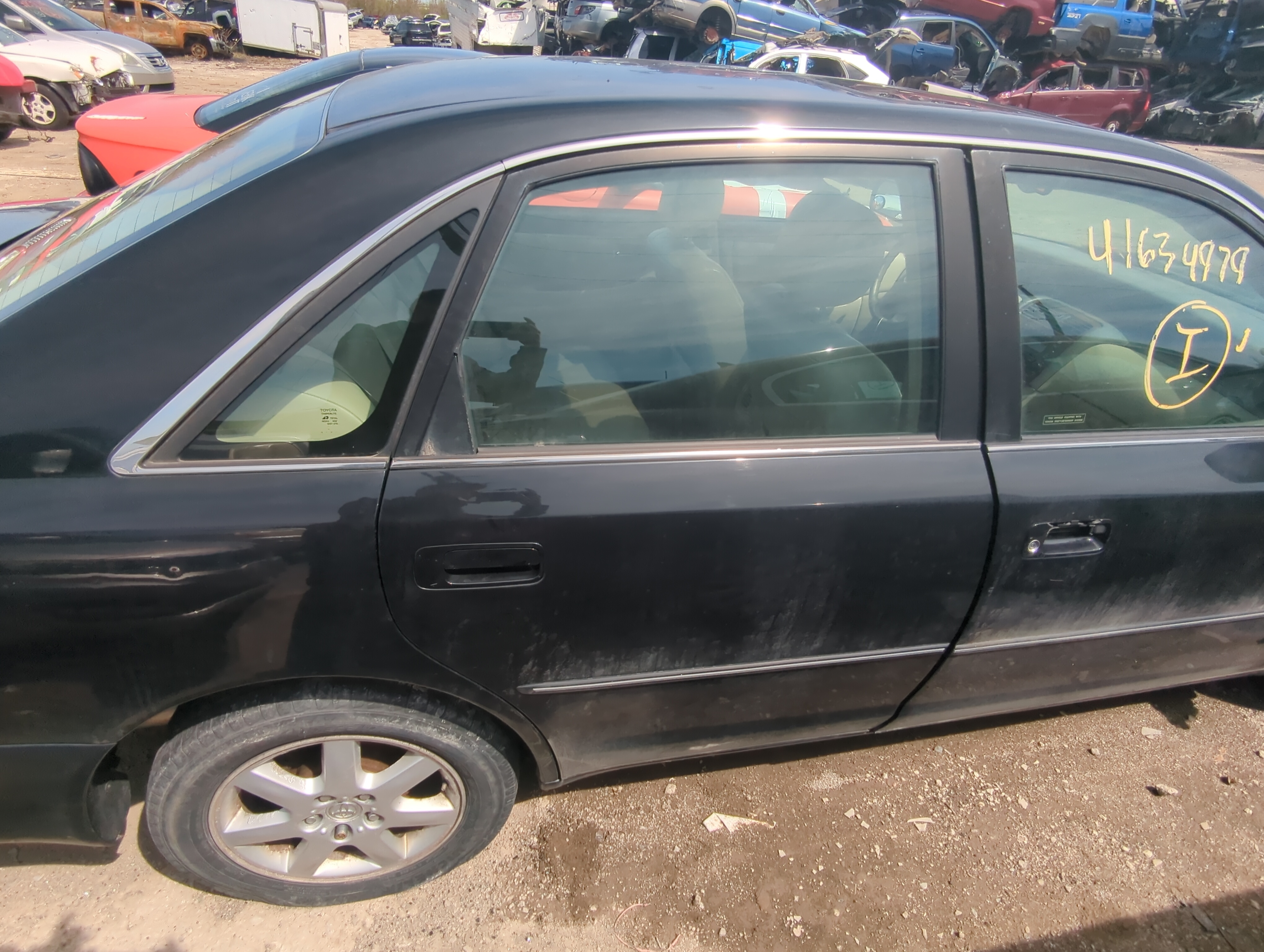 Picture of 2000-2004 Toyota Avalon Passenger Rear Door Oem 876215