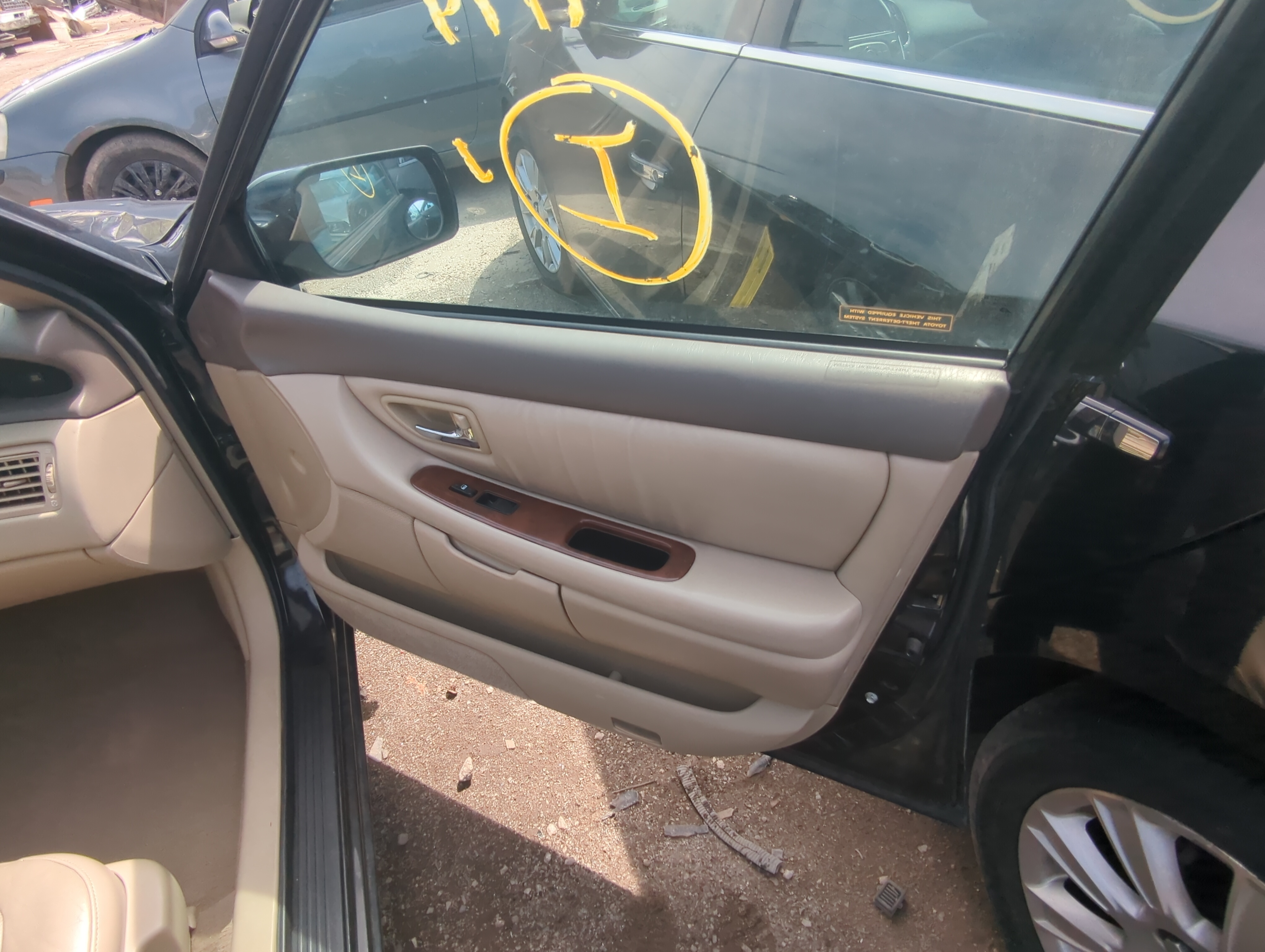 Picture of 2002 Toyota Avalon Front Right Passenger Interior Door Panel Trim 876278