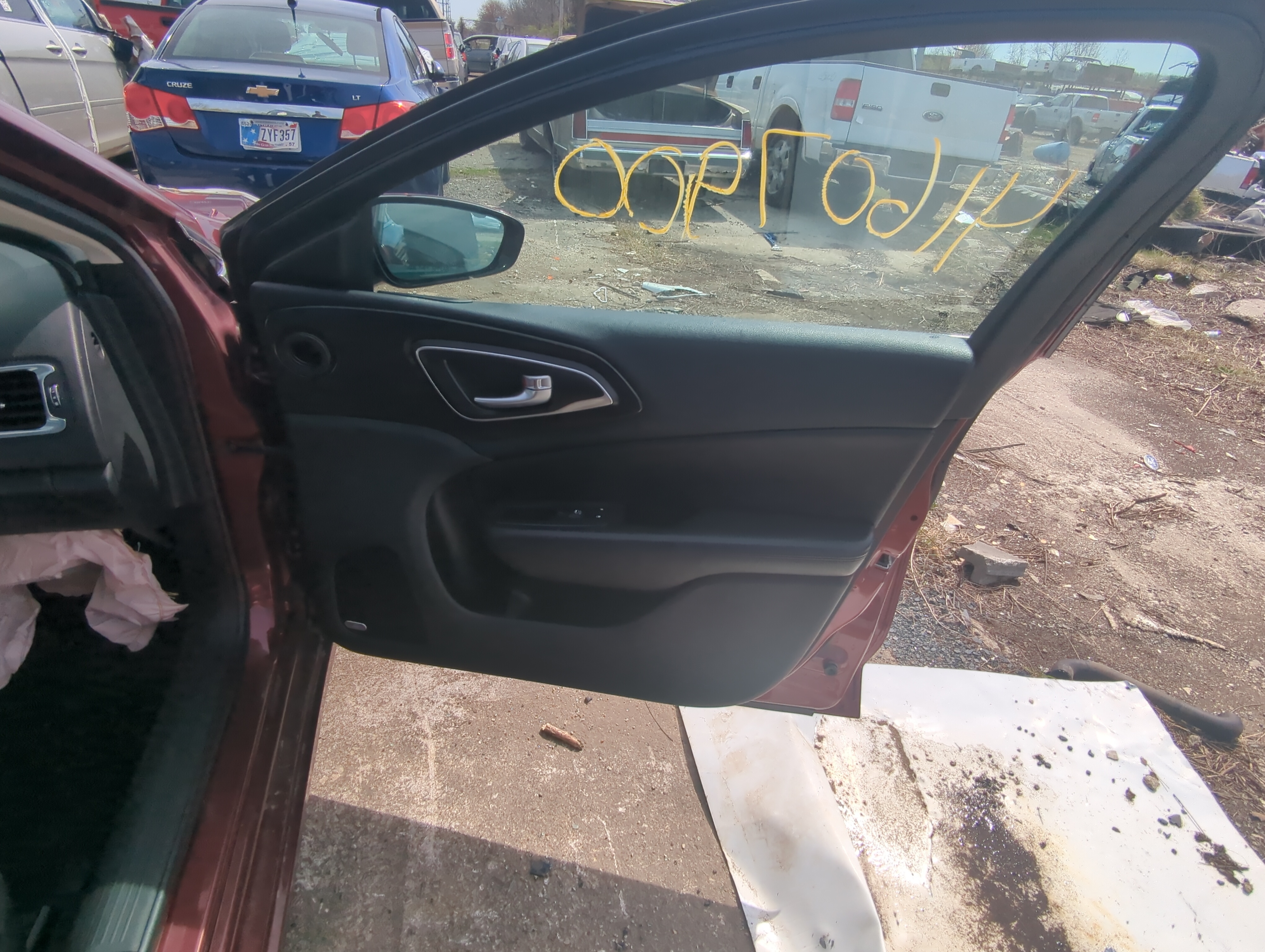 Picture of 2016 Chrysler 200 Front Right Passenger Interior Door Panel Trim 876923