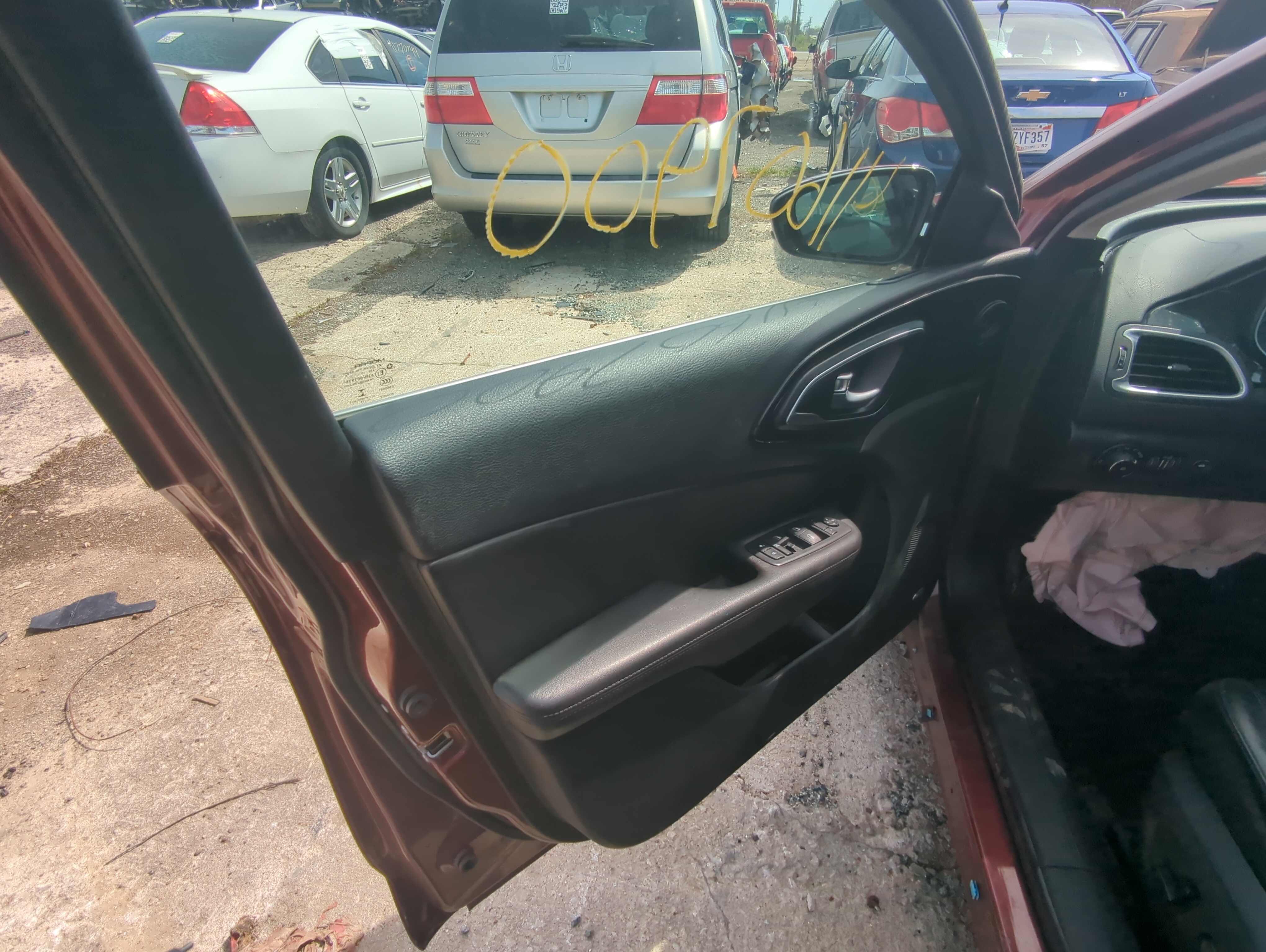 Picture of 2016 Chrysler 200 Front Left Driver Interior Door Panel Trim 876924