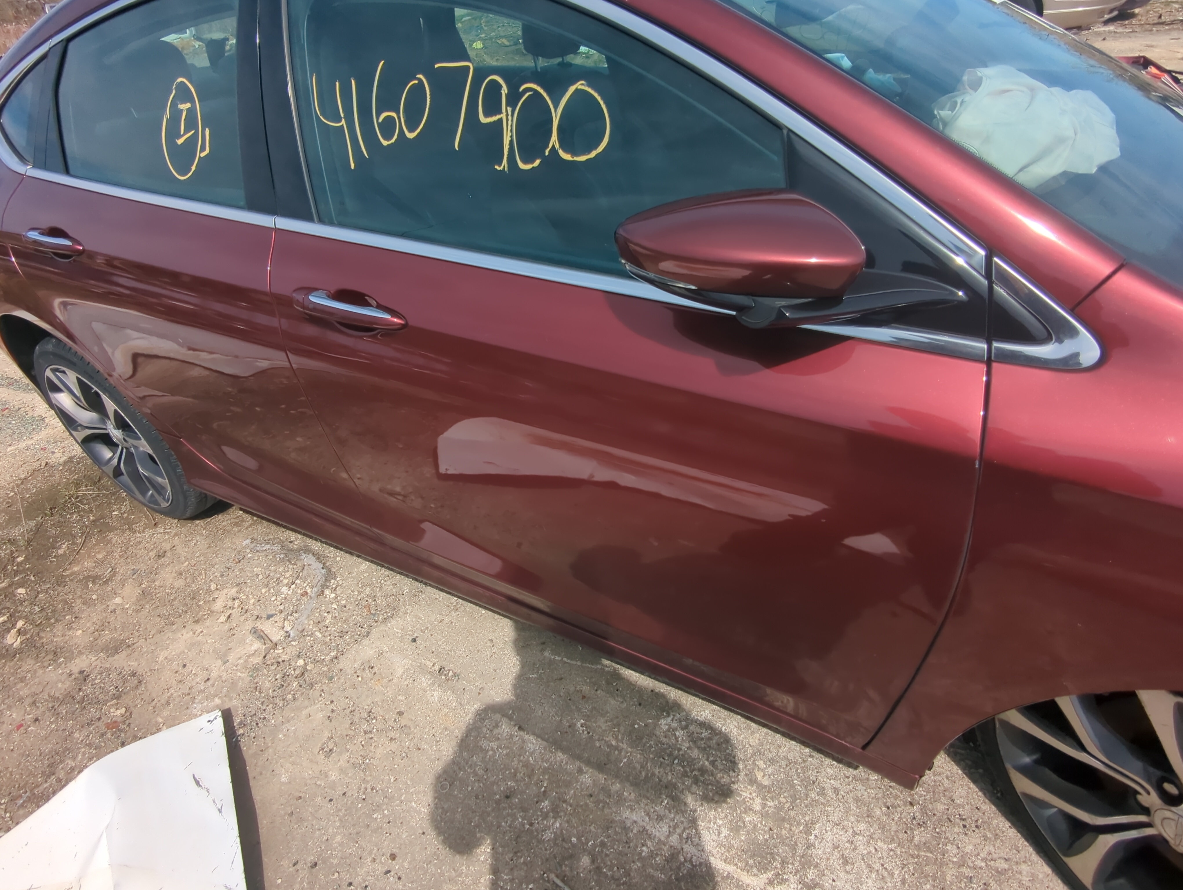 Picture of 2015-2017 Chrysler 200 Passenger Front Door Oem 876954