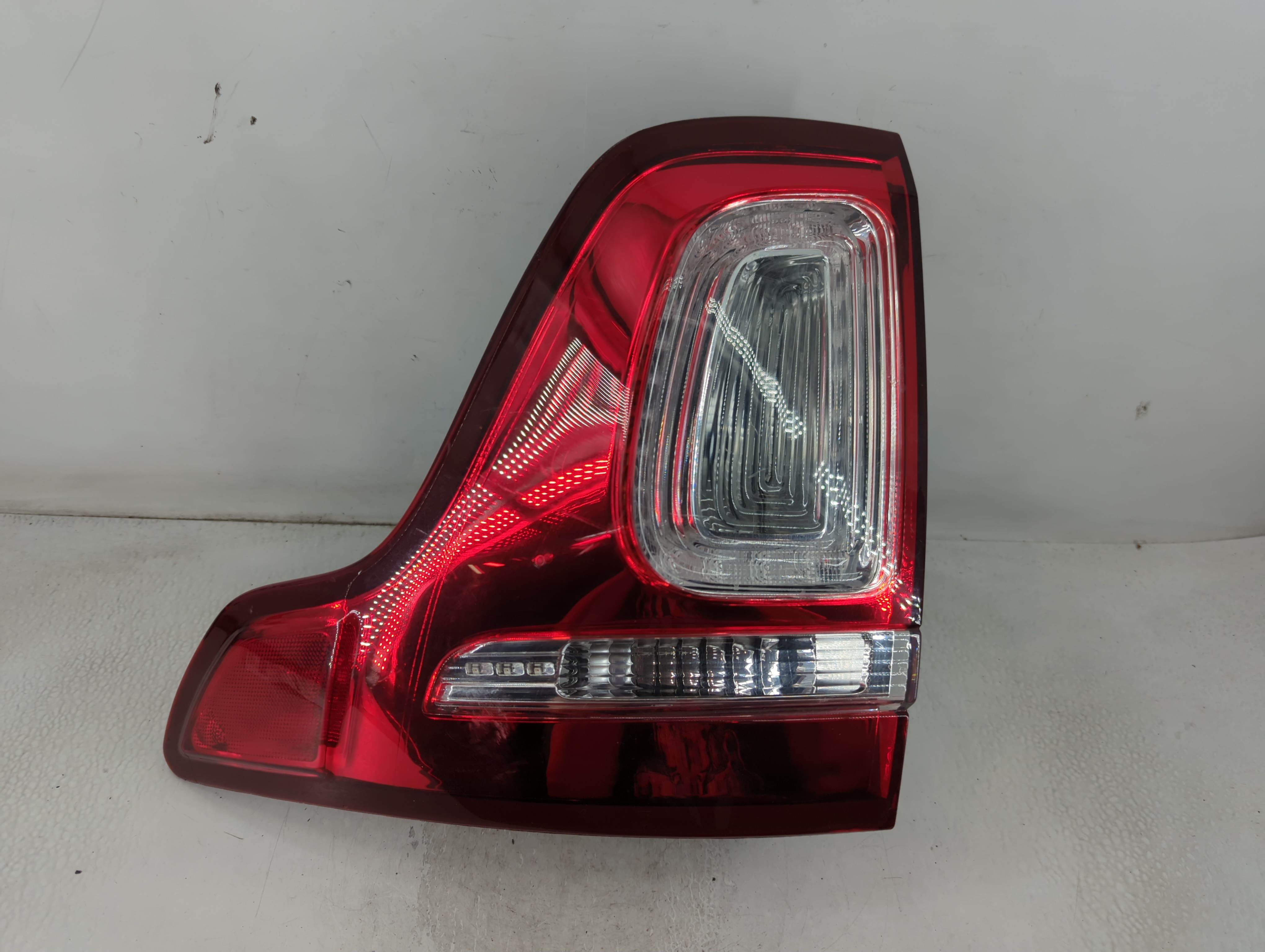 2011-2015 Ford Explorer Passenger Right Side Tail Light Taillight Oem 877001 - Oemusedautoparts1.com