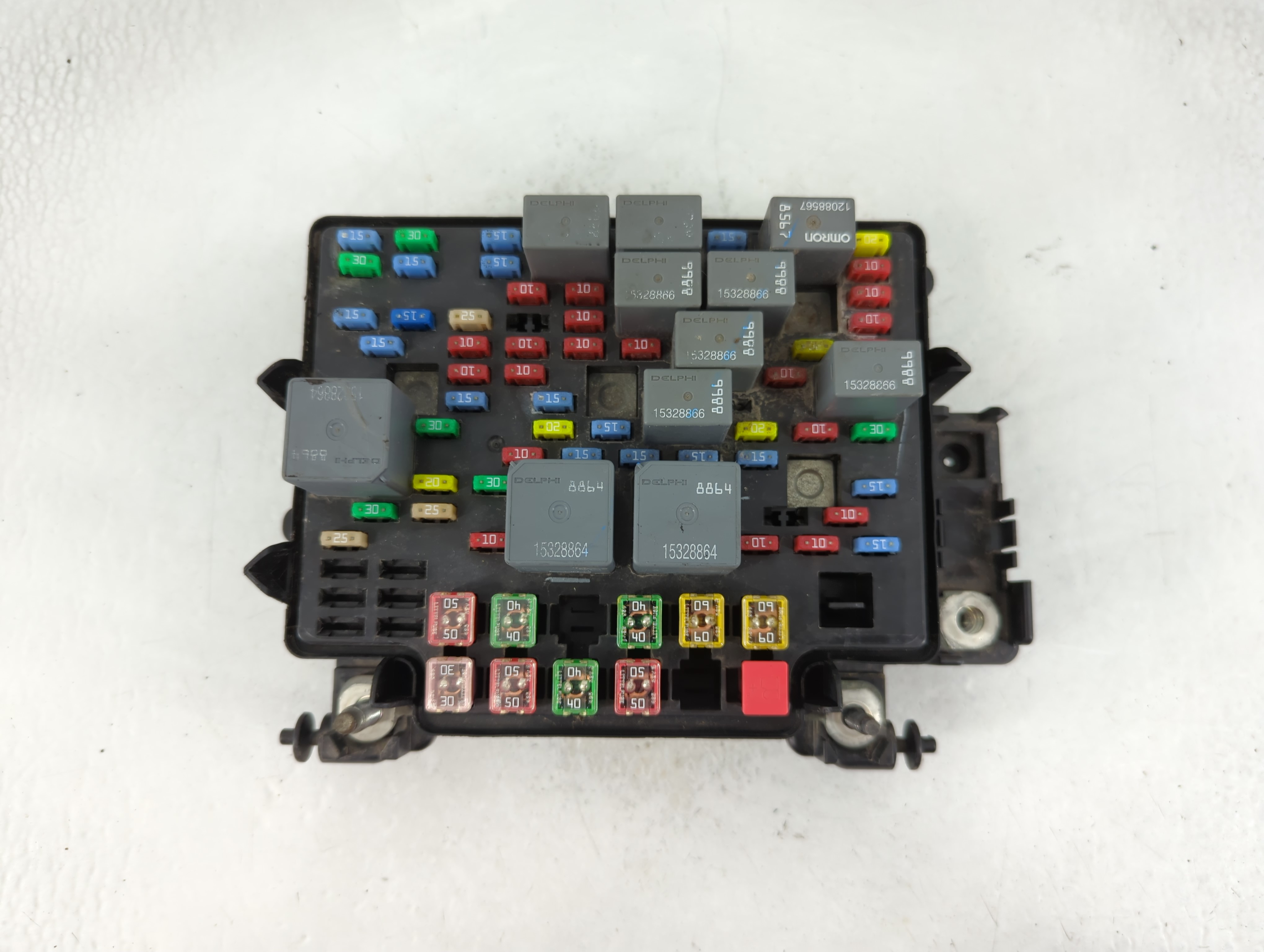 2003-2006 Chevrolet Avalanche 1500 Fusebox Fuse Box Relay Module 877004 - Oemusedautoparts1.com