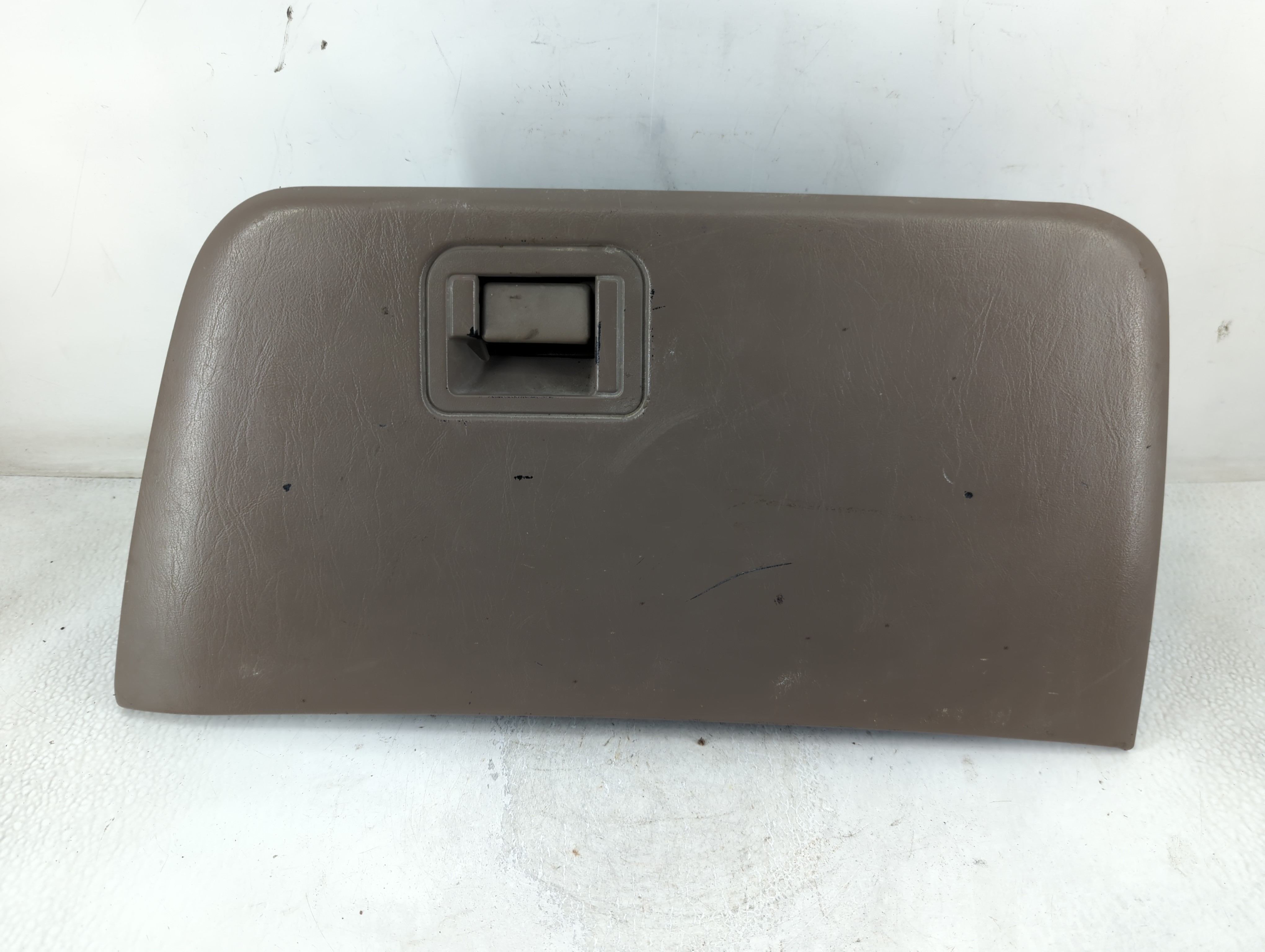 Picture of 2000 Ford F-350 Super Duty Passenger Glove Box Door Storage Compartment 877050