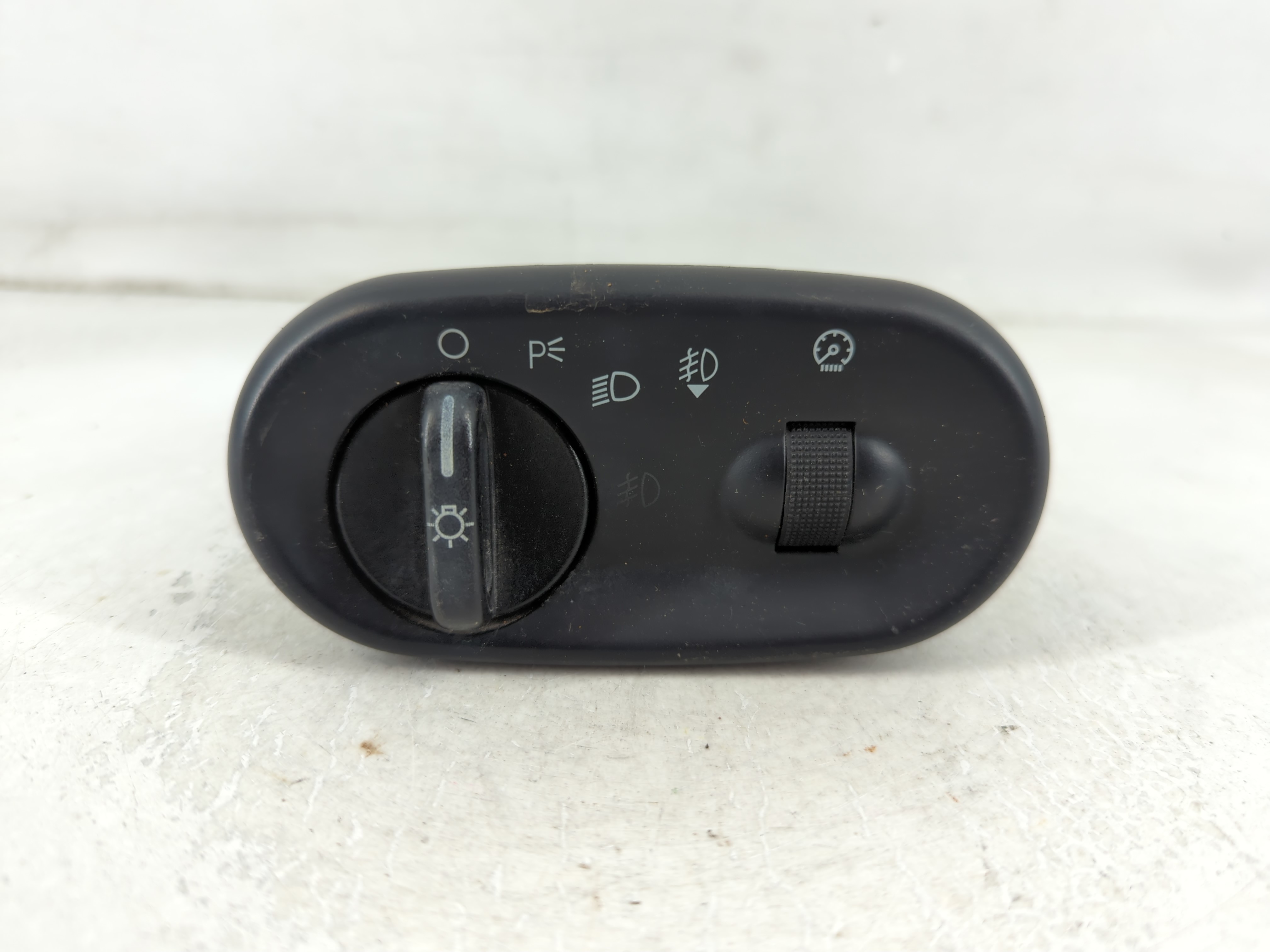 2005 Ford Explorer Headlight Head Light Switch Lamp Control 041018c 877085 - Oemusedautoparts1.com