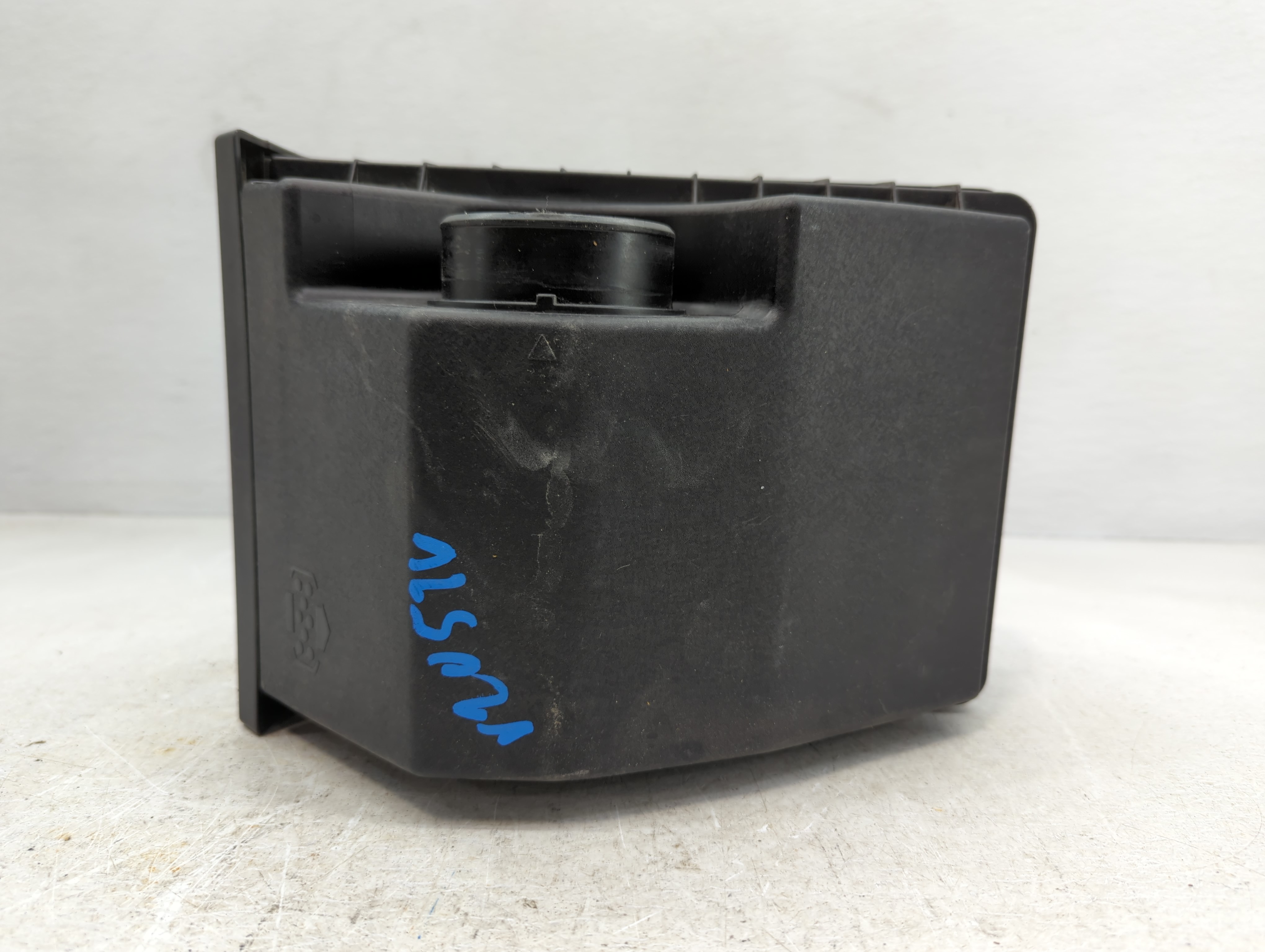 Picture of 2017-2021 Kia Sportage Air Cleaner Intake-duct Hose Tube 877100