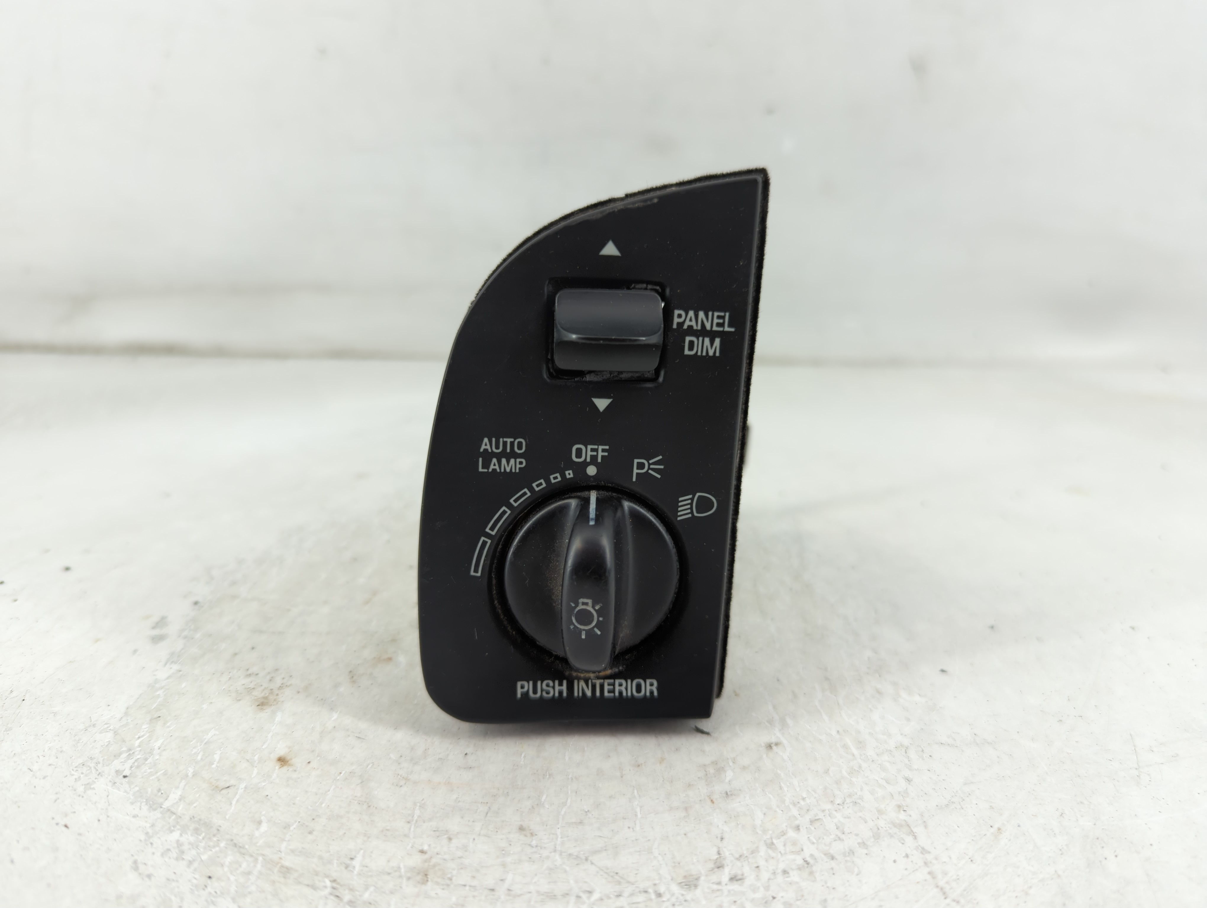 Picture of 1999 Mercury Grand Marquis Headlight Head Light Switch Lamp Control 877103