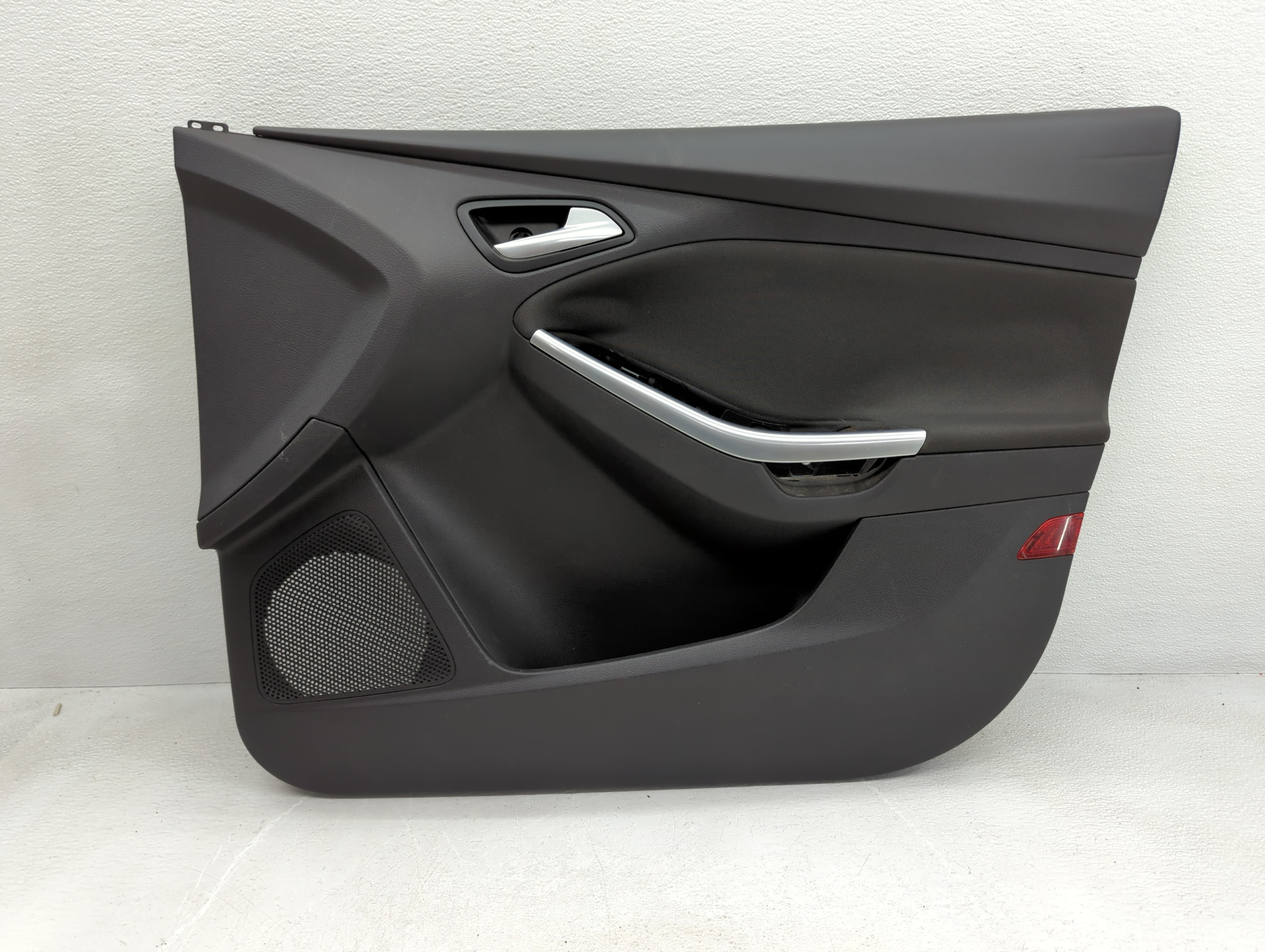 Picture of 2013 Ford Focus Front Right Passenger Interior Door Panel Trim 877118