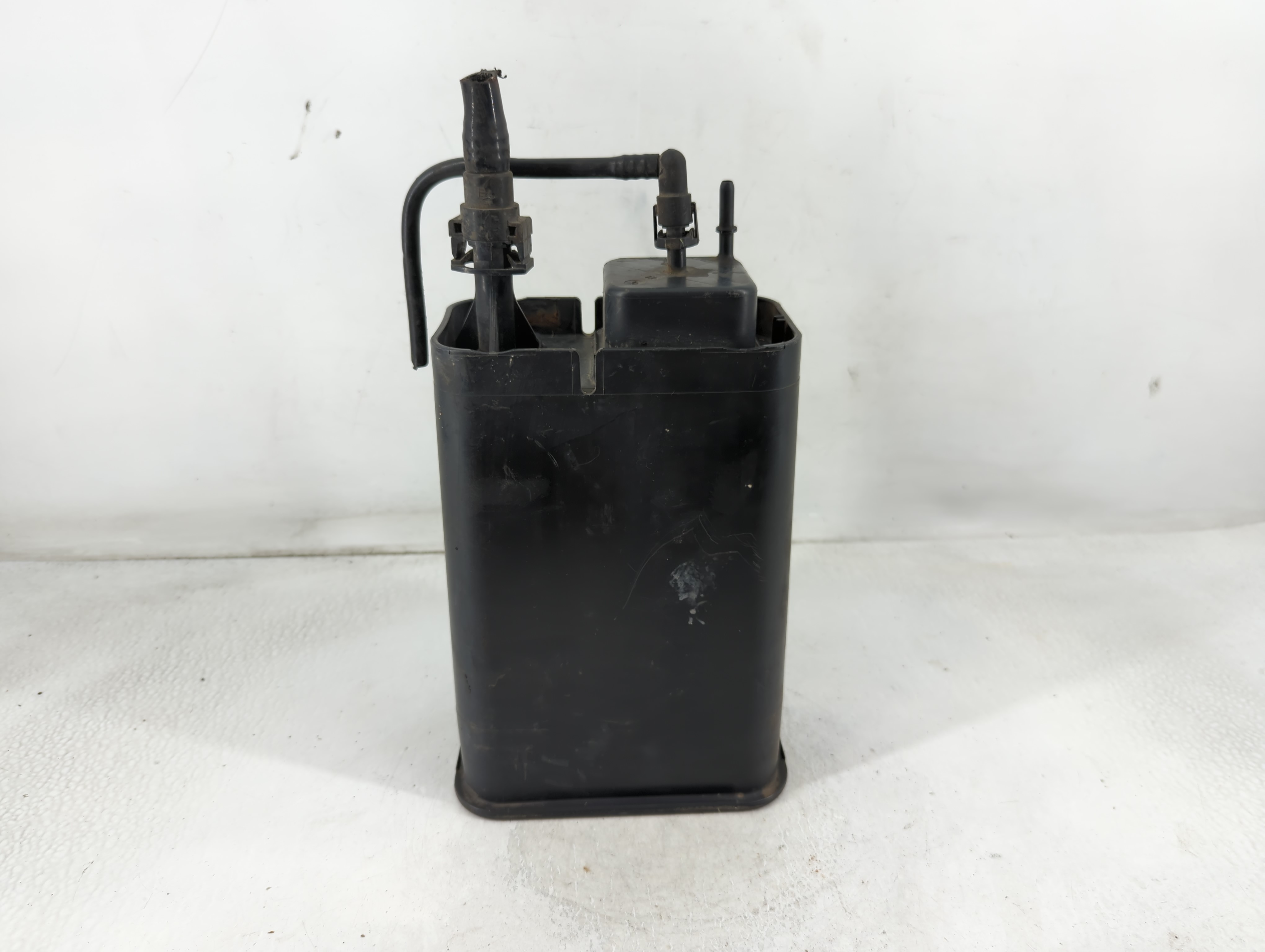 2003 Chevrolet Silverado 1500 Fuel Vapor Charcoal Canister 877130 - Oemusedautoparts1.com