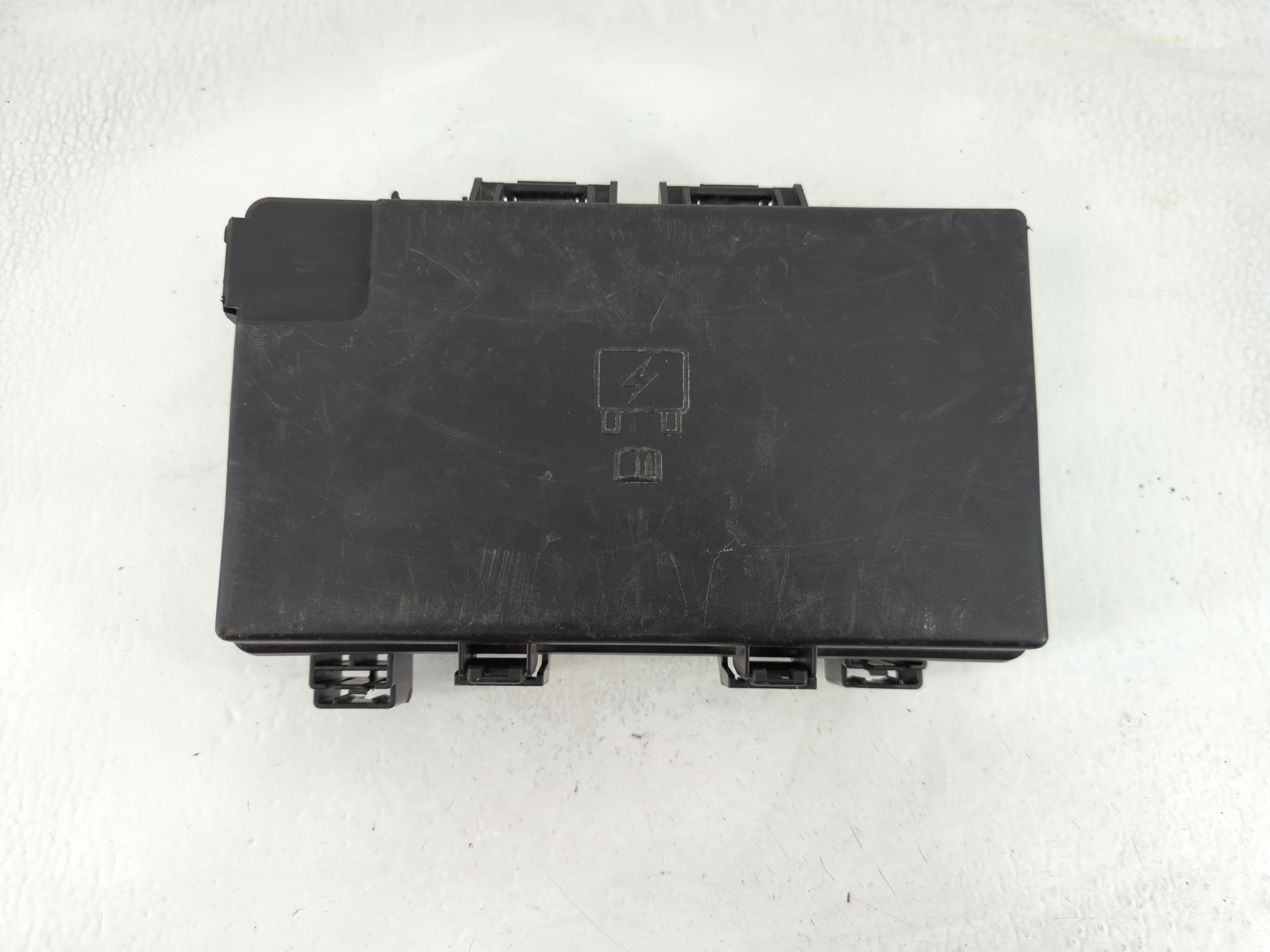 Picture of 2016 Dodge Ram 1500 Fusebox Fuse Box Relay Module 7140-1980-30 877131