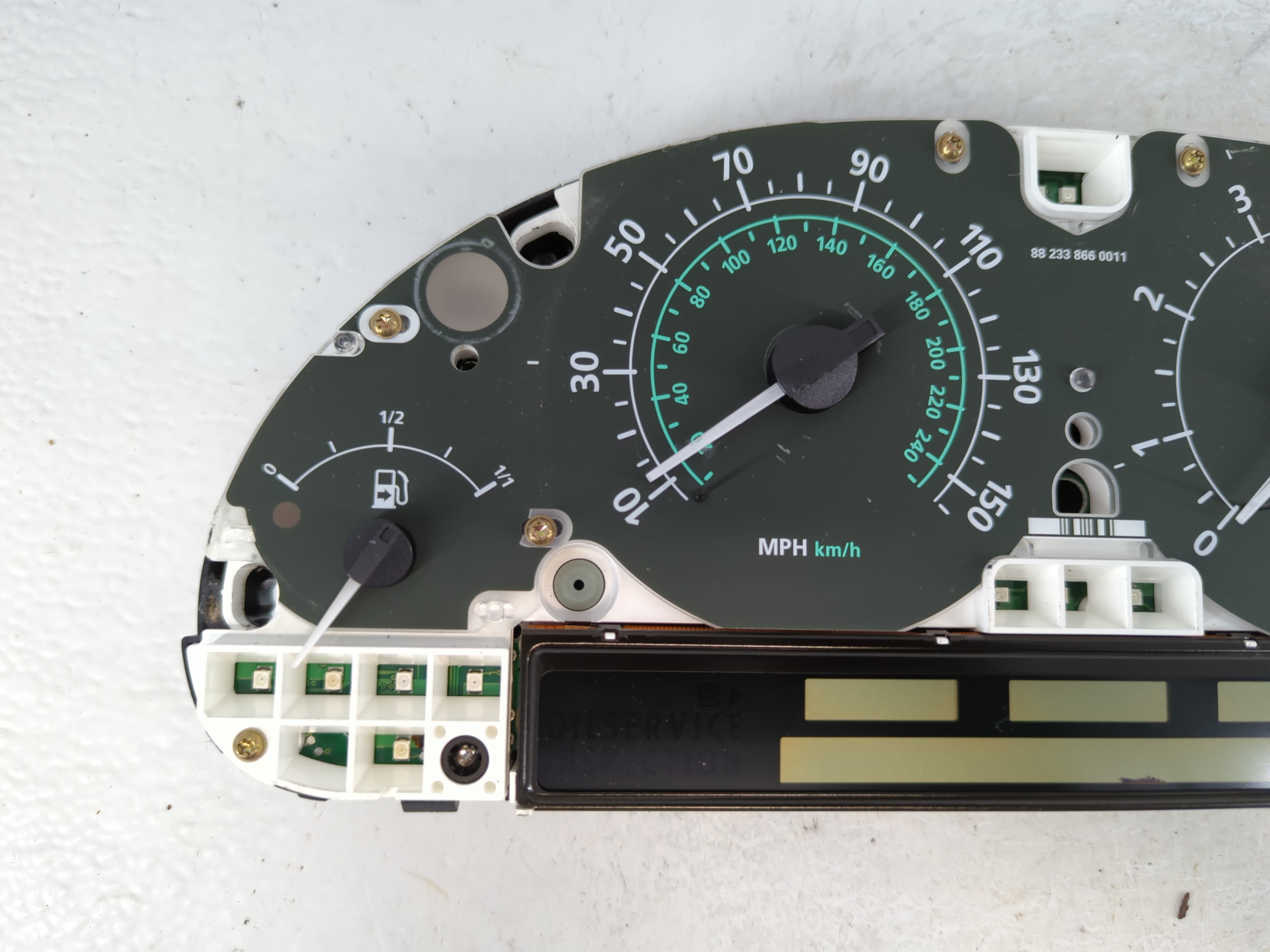 2004 Land Rover Range Rover Speedometer Instrument Cluster Gauges 877593 - Oemusedautoparts1.com