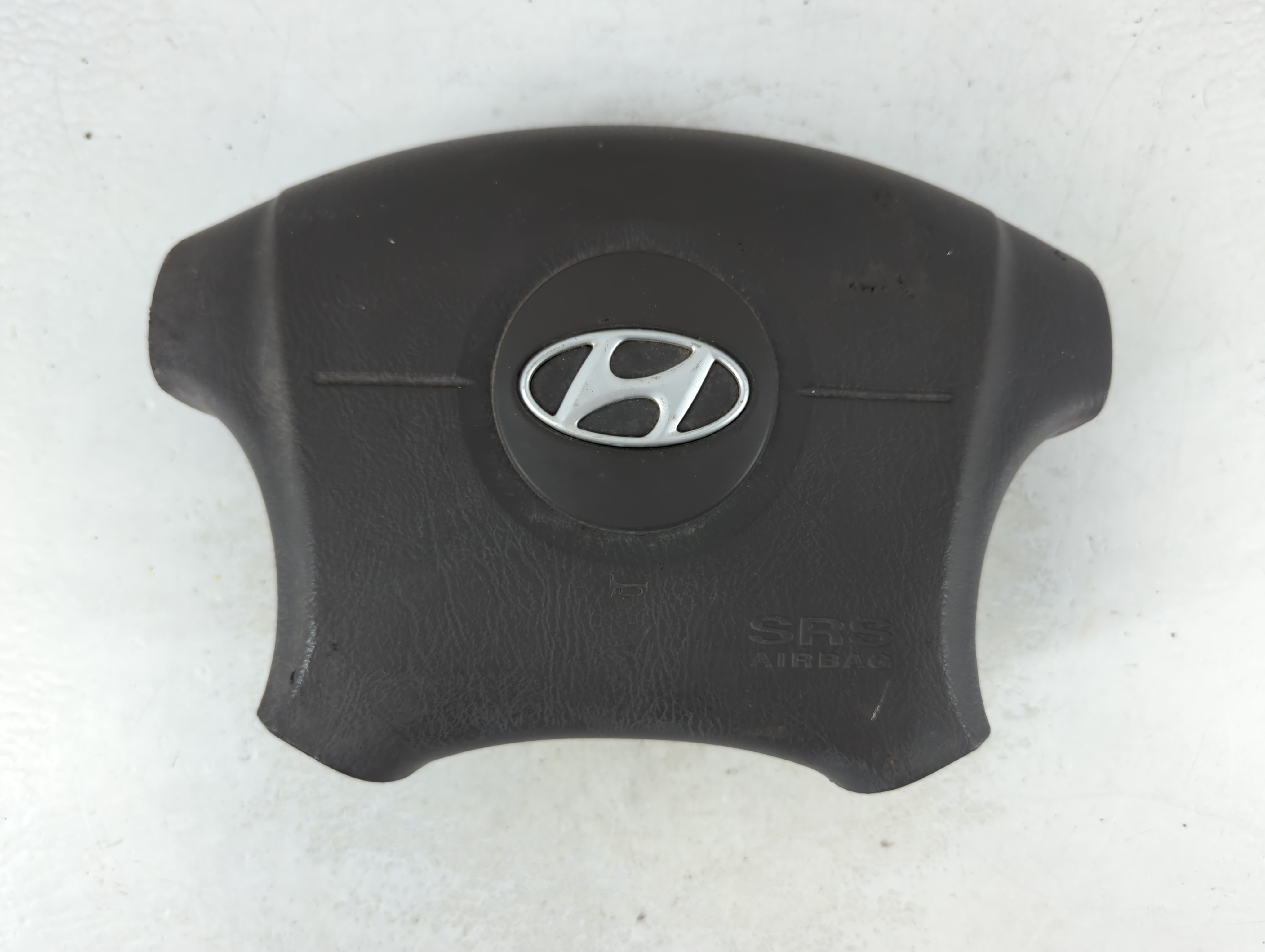 Picture of 2004-2006 Hyundai Elantra Air Bag Driver Left Steering Wheel Mounted 877722