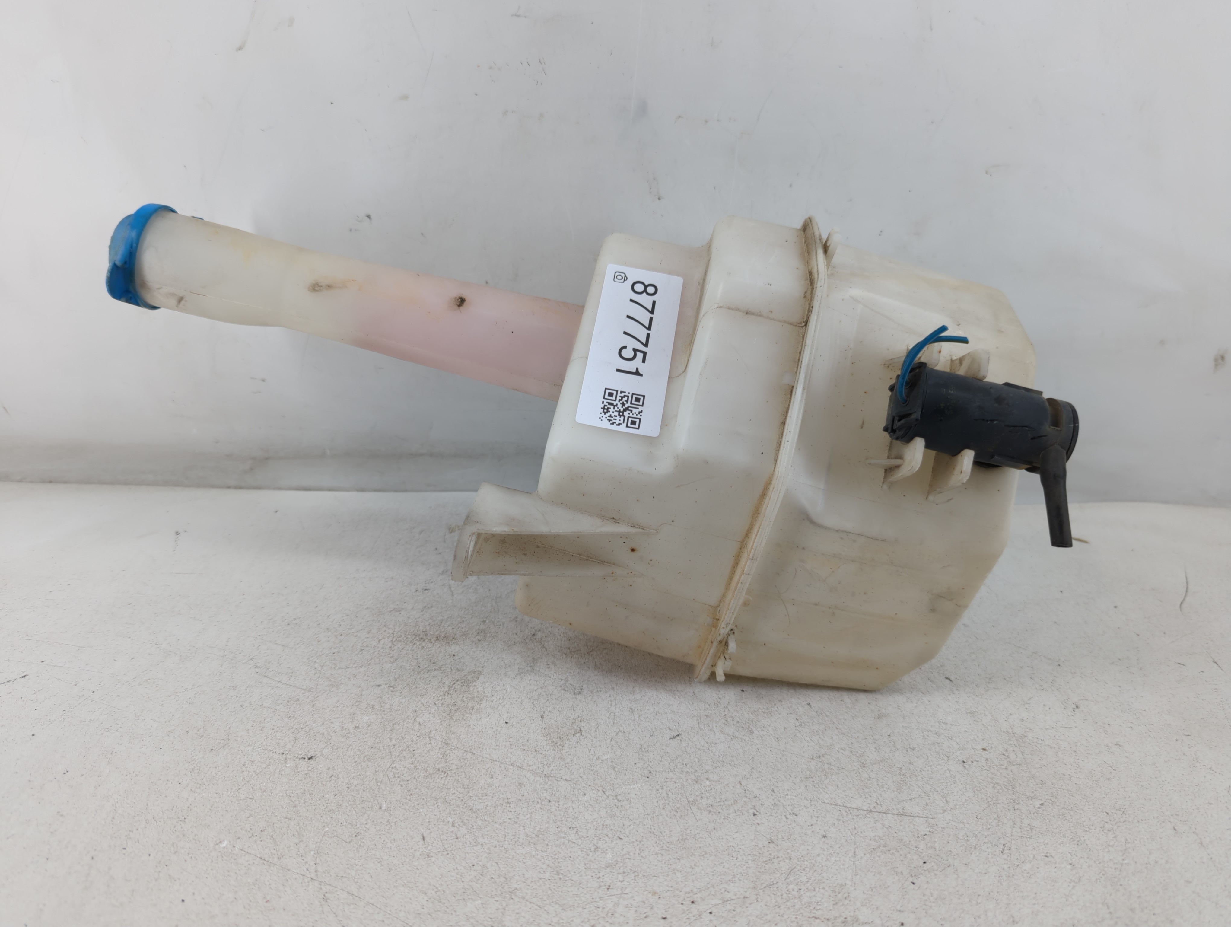 2001-2006 Hyundai Elantra Windshield Washer Fluid Reservoir Bottle Oem 877751 - Oemusedautoparts1.com