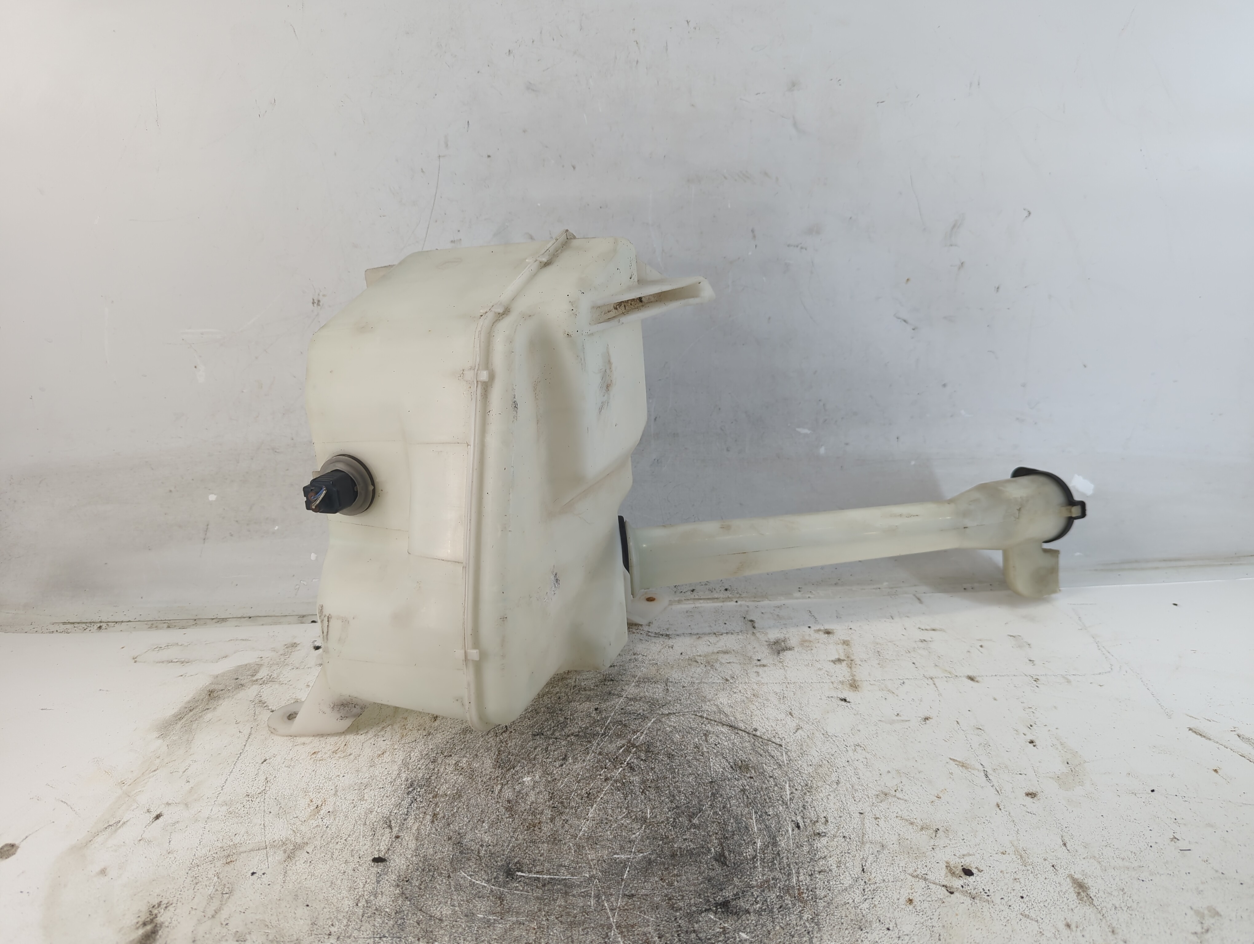 1999-2003 Lexus Rx300 Windshield Washer Fluid Reservoir Bottle Oem 878040 - Oemusedautoparts1.com