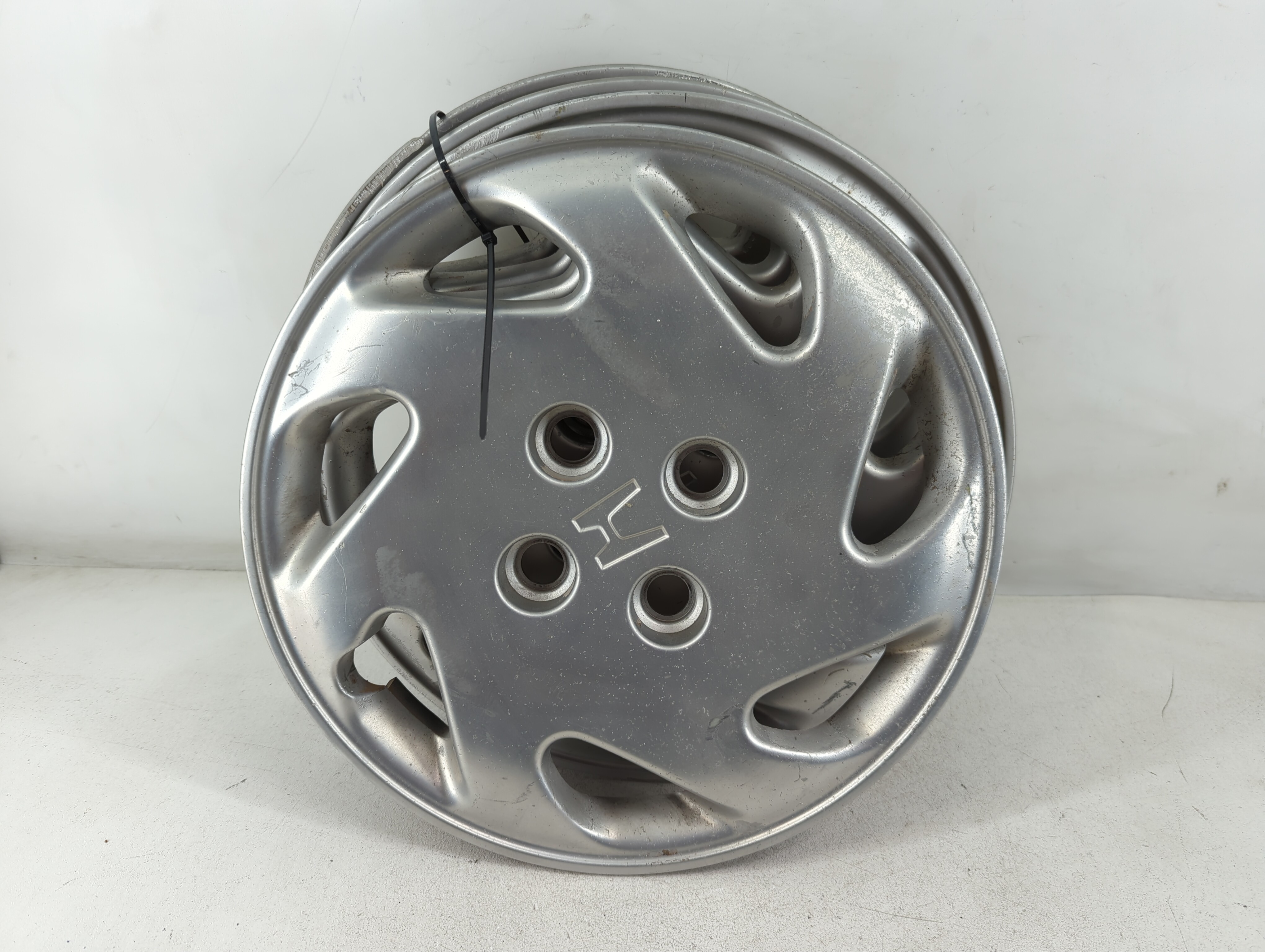 Picture of 1996 Honda Civic Center Cap Oem 878281