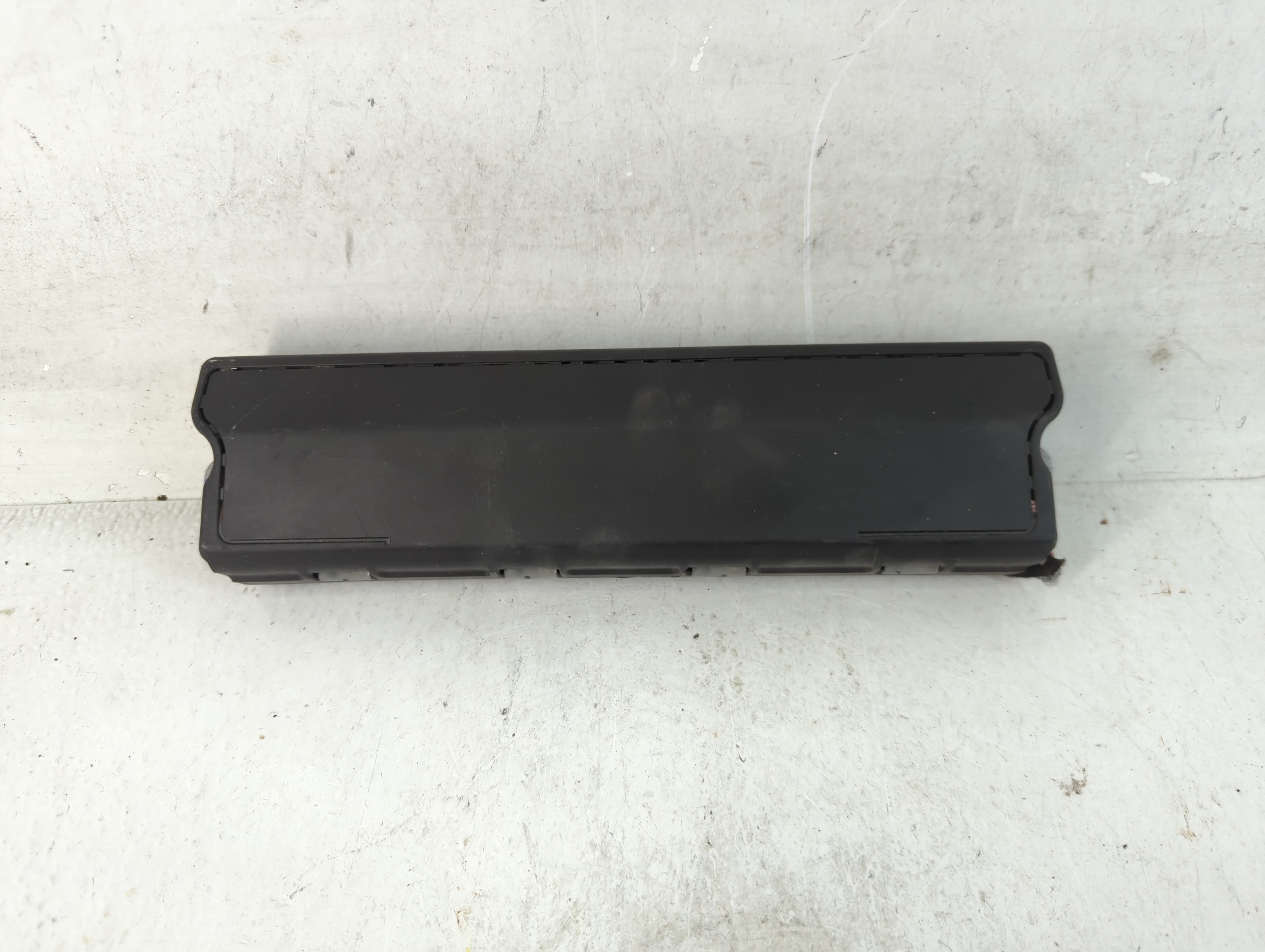 2016-2021 Chevrolet Malibu Air Bag Driver Left Knee Oem 878342 - Oemusedautoparts1.com