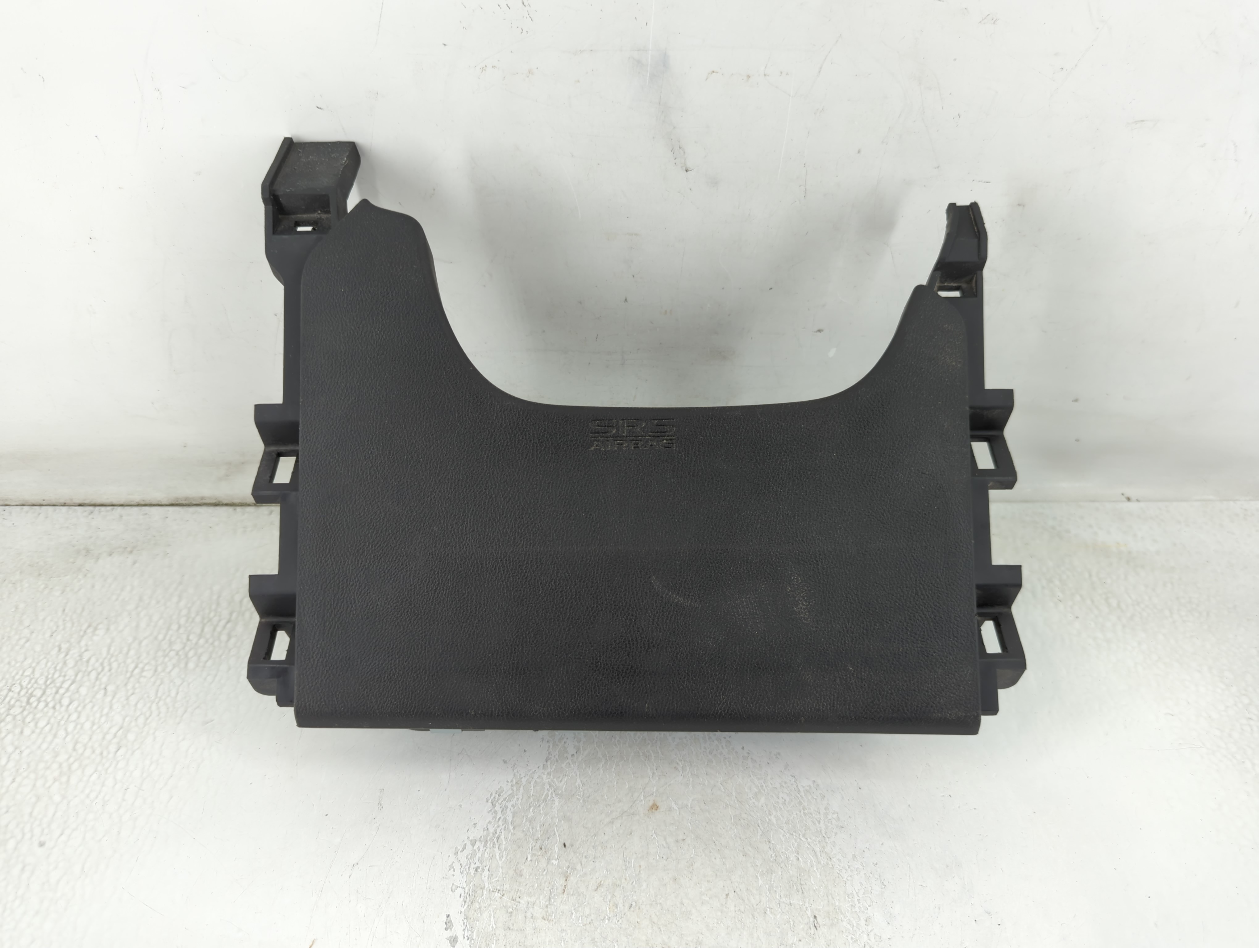 2014-2015 Mitsubishi Outlander Sport Air Bag Driver Left Knee Oem 878414 - Oemusedautoparts1.com