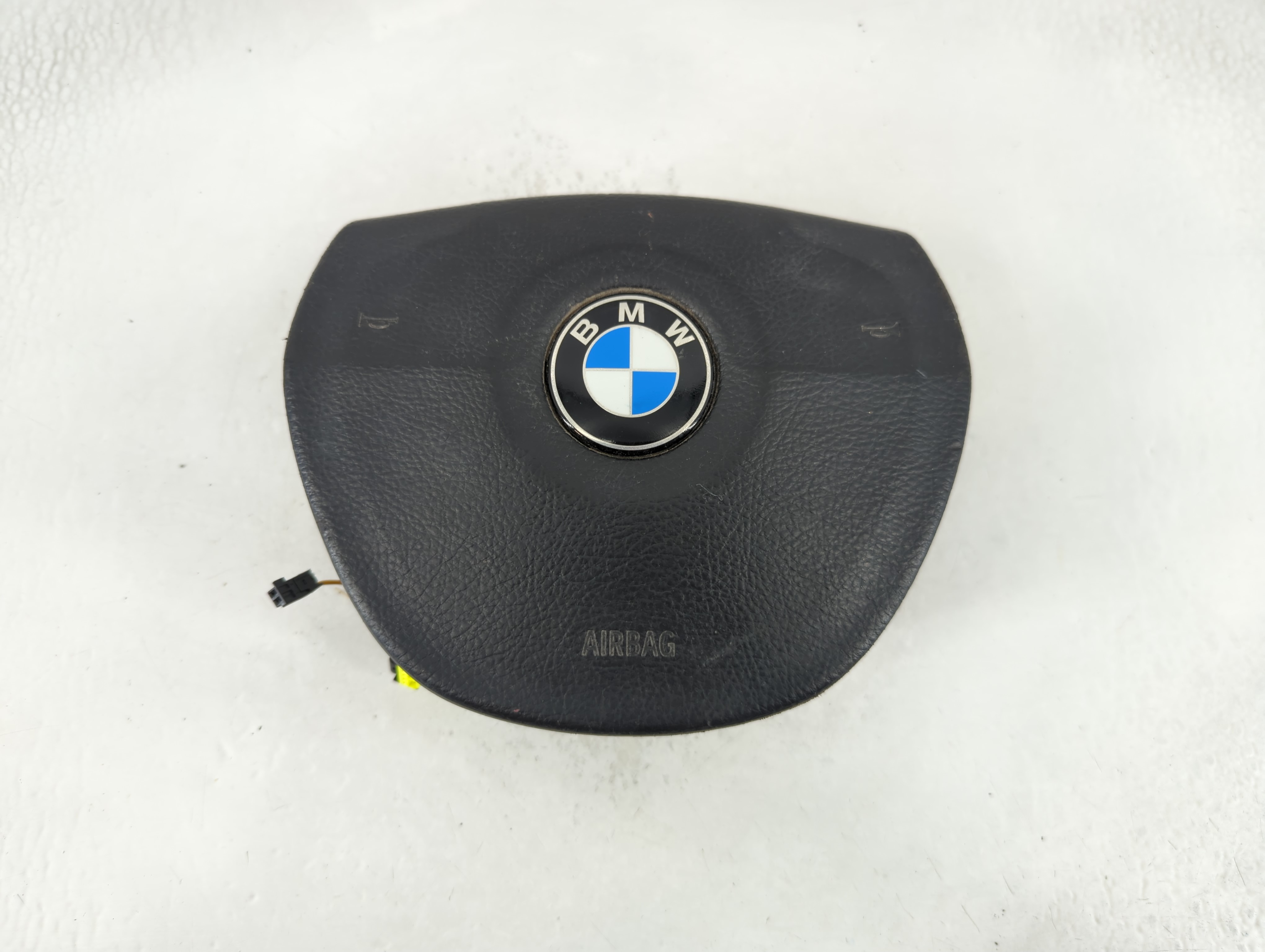 Picture of 2011-2016 Bmw 528i Air Bag Driver Left Steering Wheel Mounted 878446