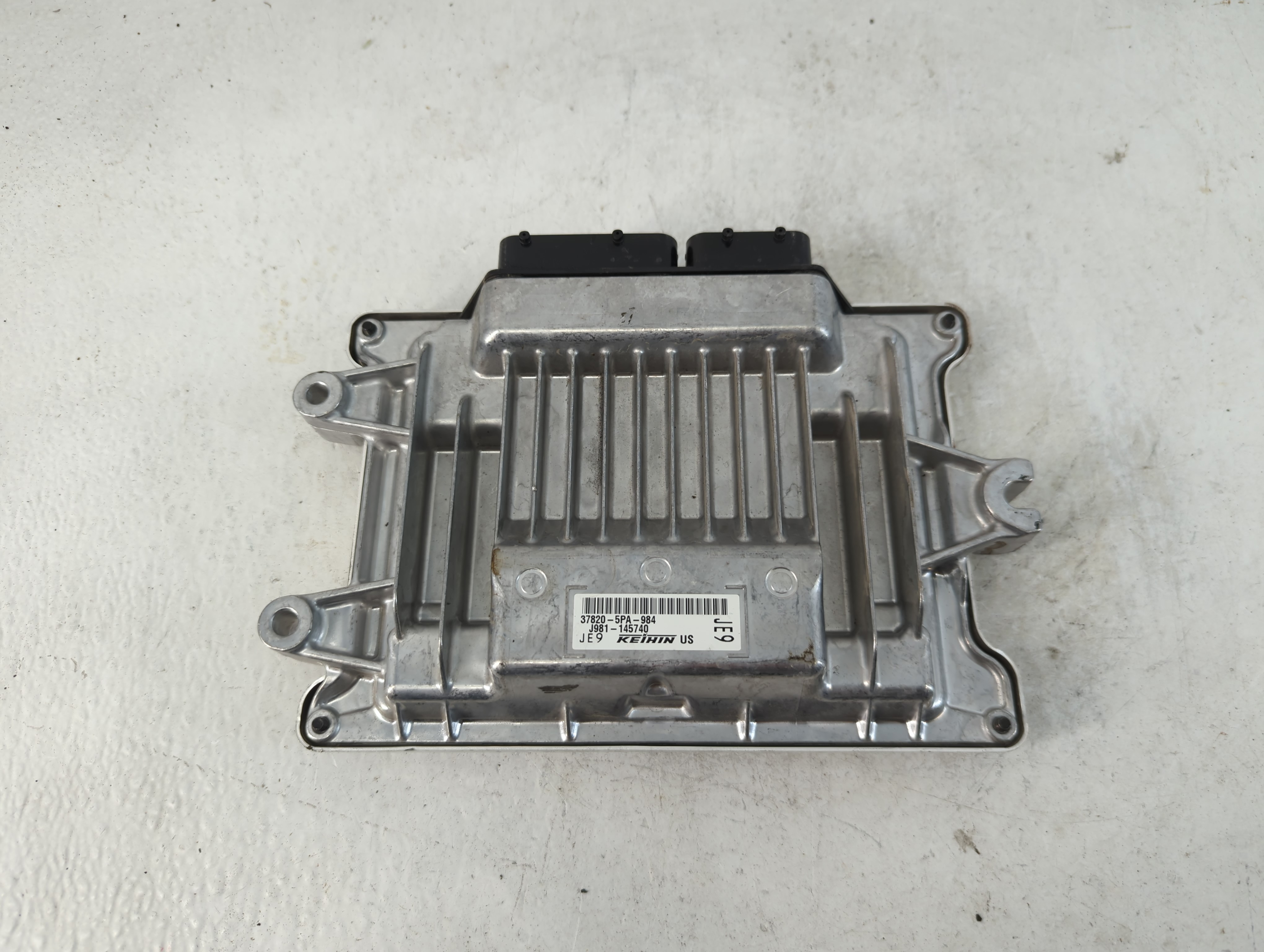Picture of 2020-2020 Honda Cr-v Engine Control Computer Ecu Pcm Ecm Pcu Oem 878462