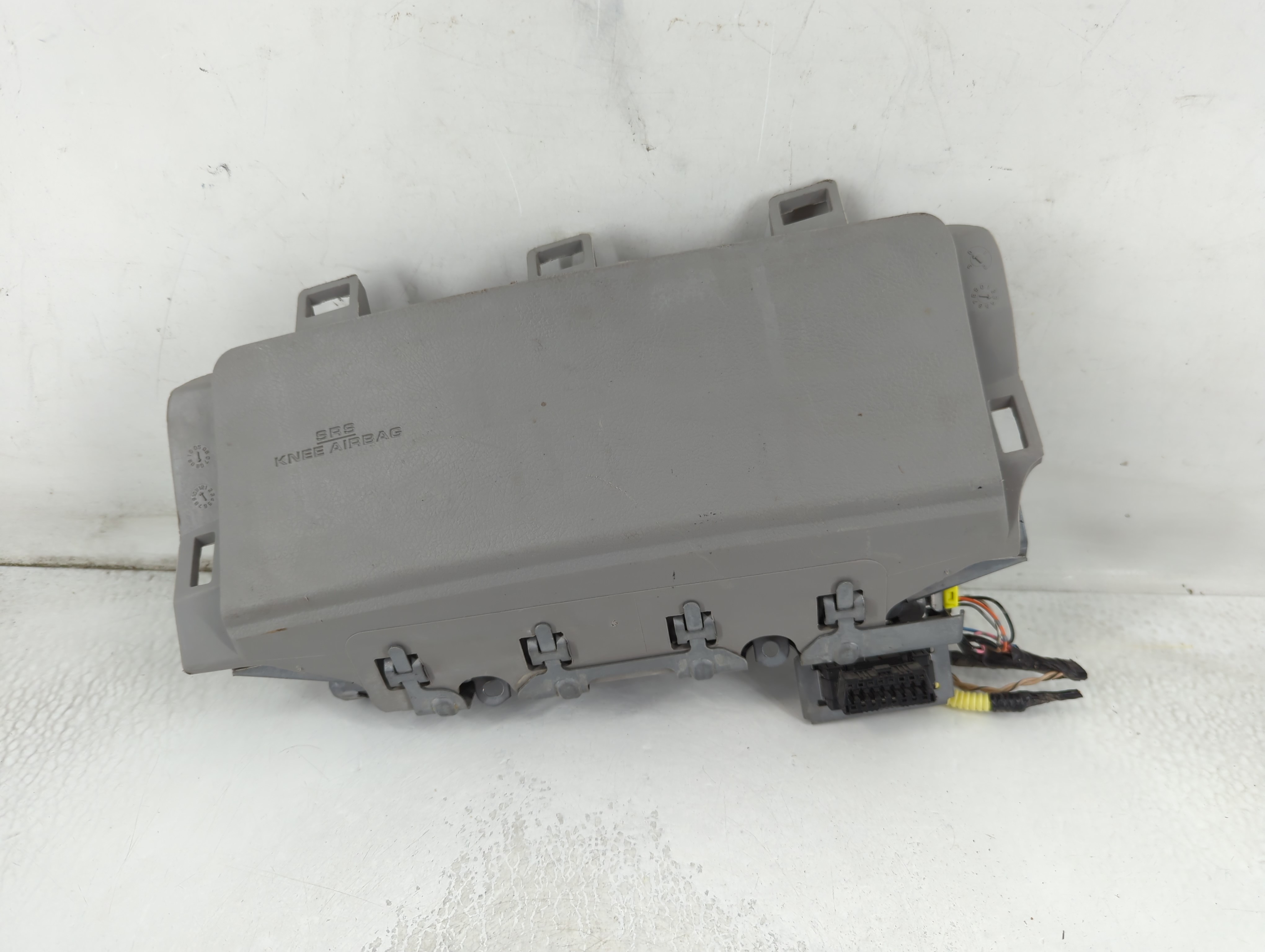 Picture of 2007-2011 Toyota Camry Air Bag Driver Left Knee Oem 878573