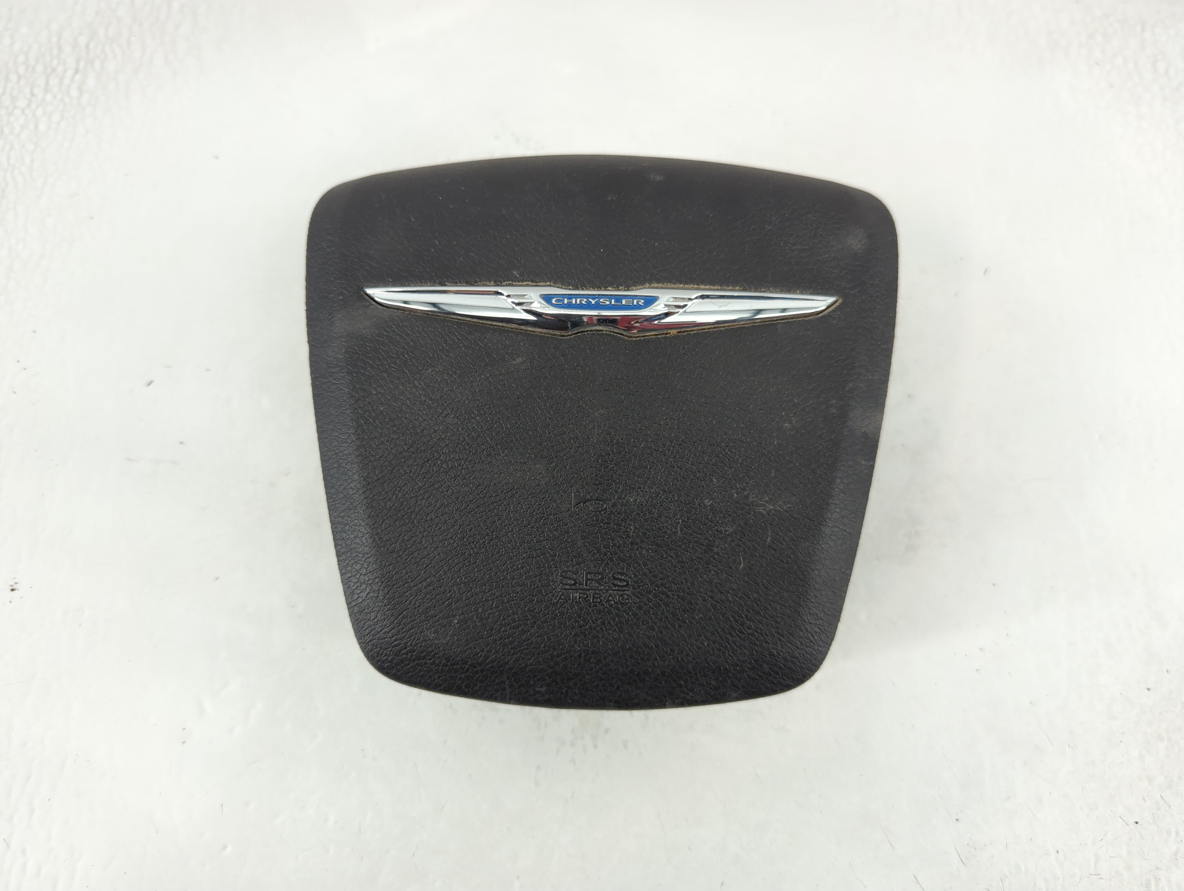 2013 Chrysler Town & Country Air Bag Driver Left Steering Wheel Mounted 878585 - Oemusedautoparts1.com