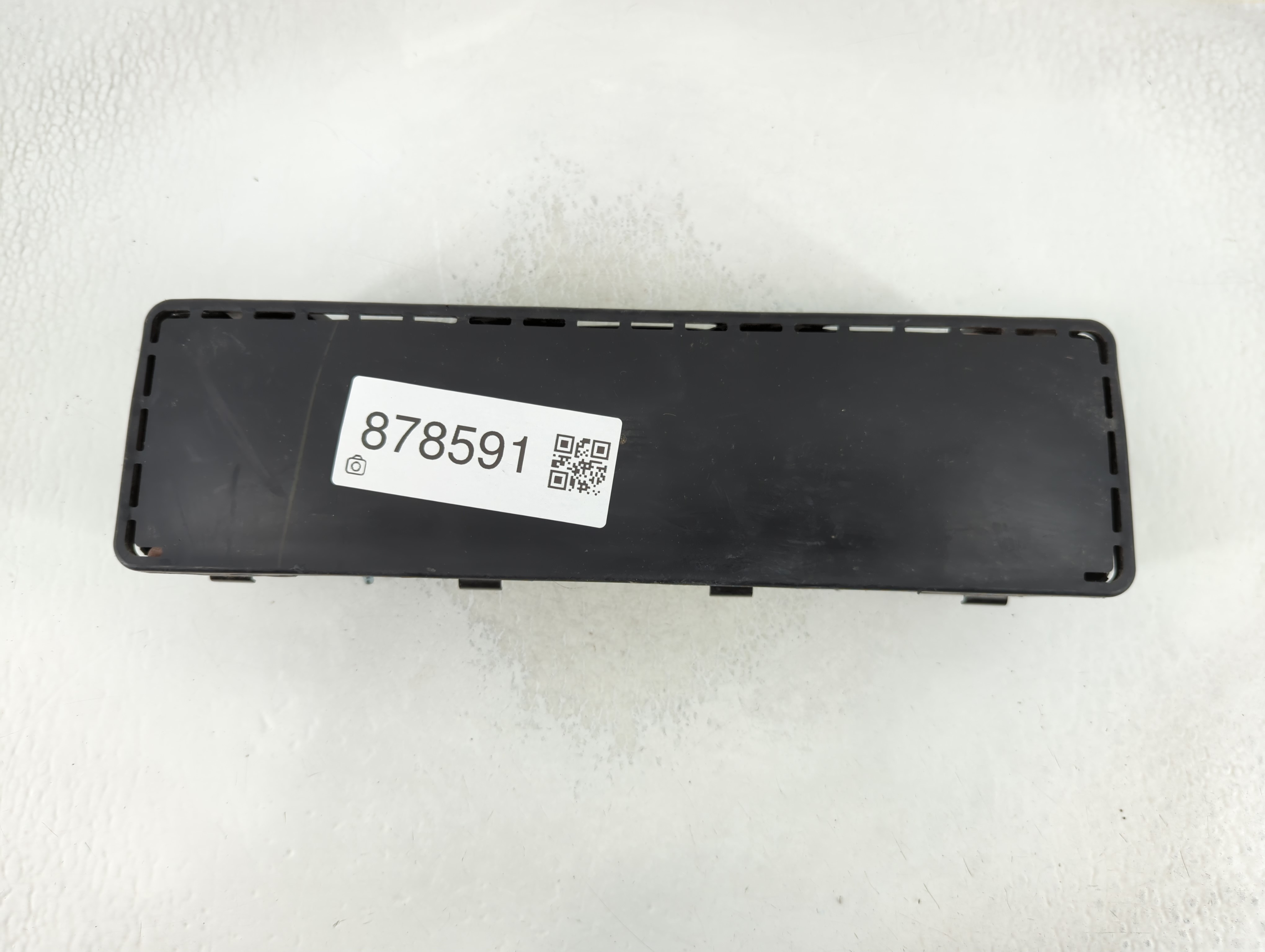 2014-2016 Chrysler Town & Country Air Bag Driver Left Knee Oem 878591 - Oemusedautoparts1.com