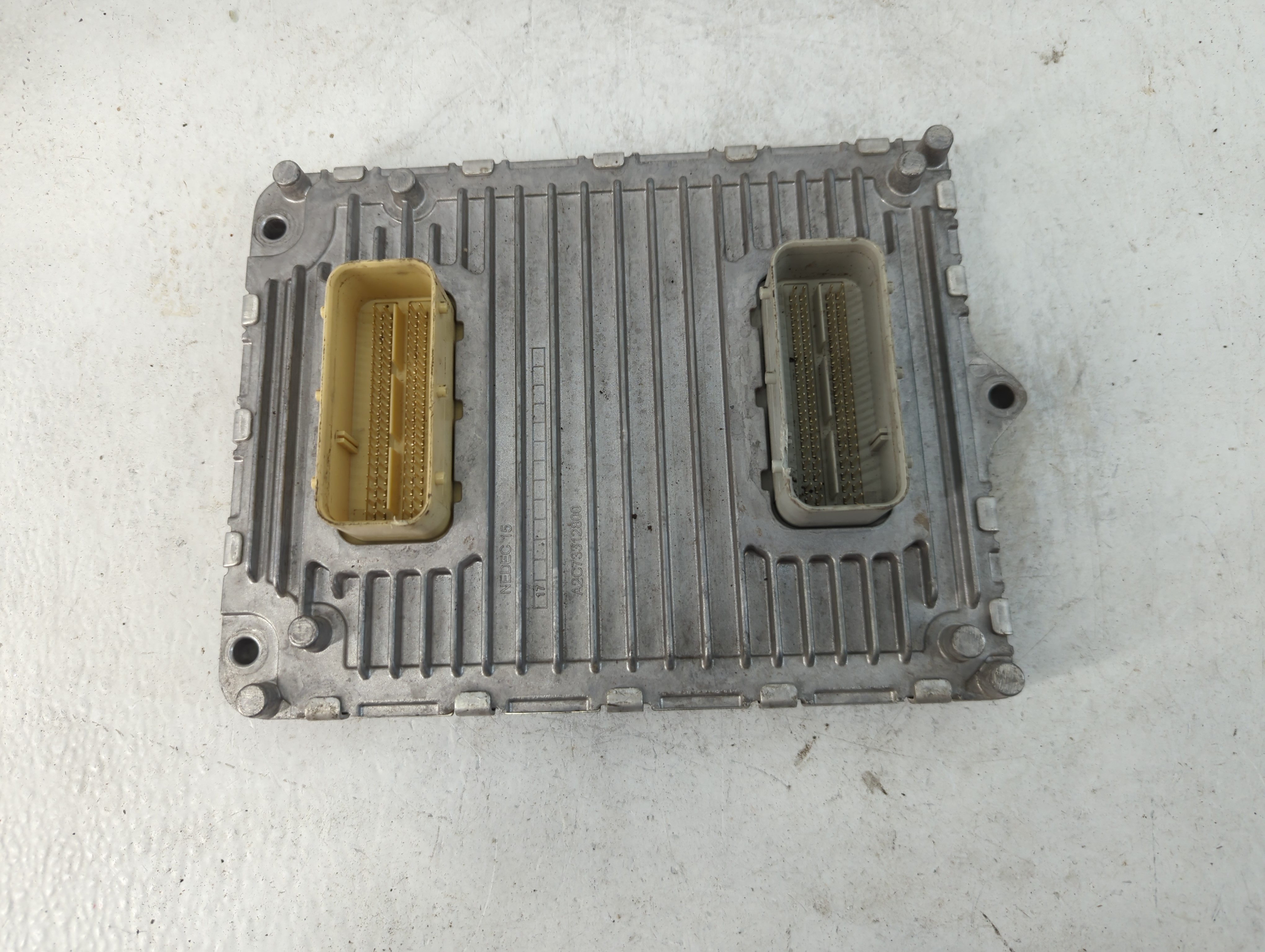 Picture of Dodge Caravan Engine Control Computer Ecu Pcm Ecm Pcu Oem P68243295ab 878621