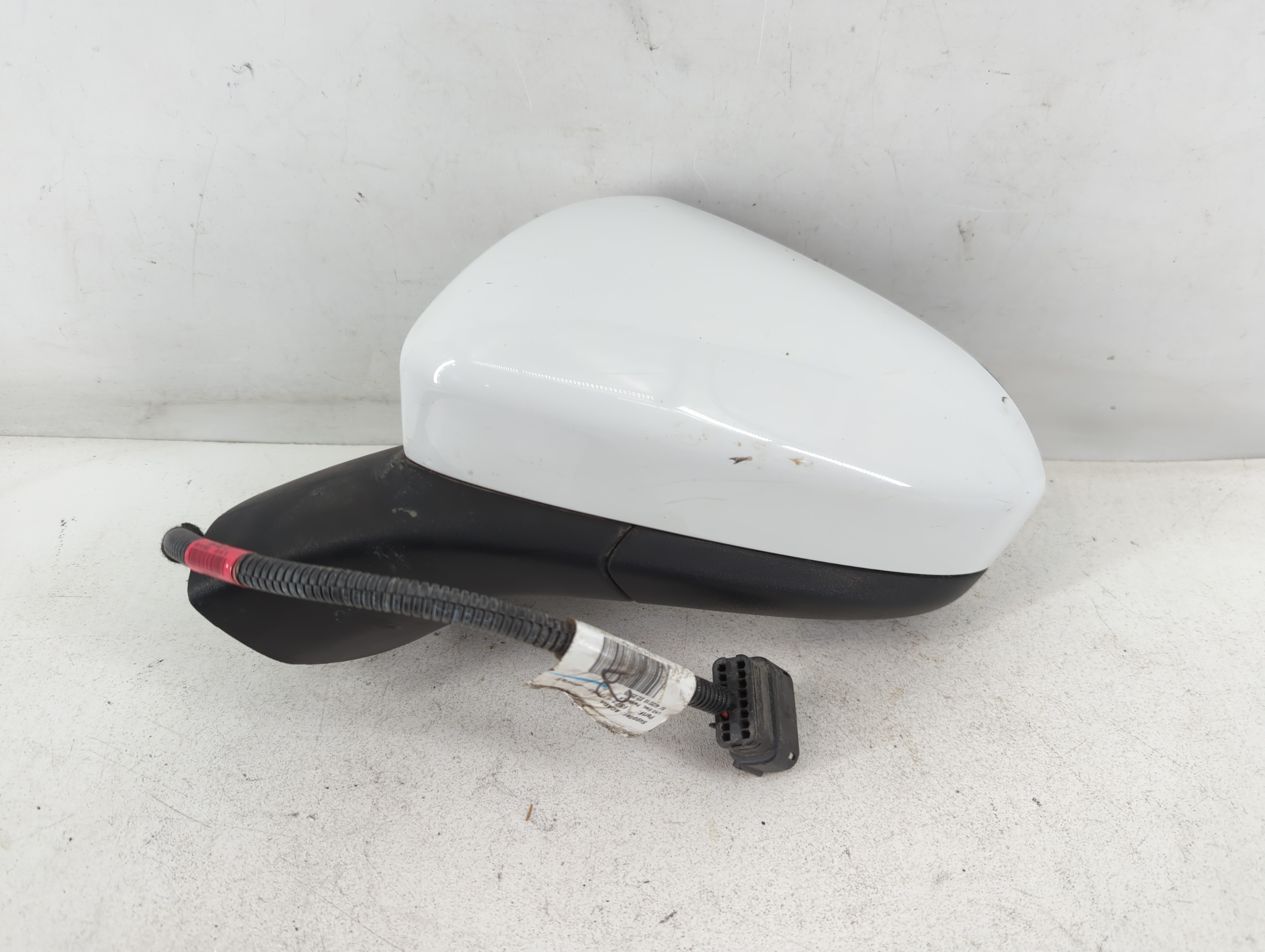 2018-2018 Ford Fusion Driver Left Side View Power Door Mirror White 878738 - Oemusedautoparts1.com