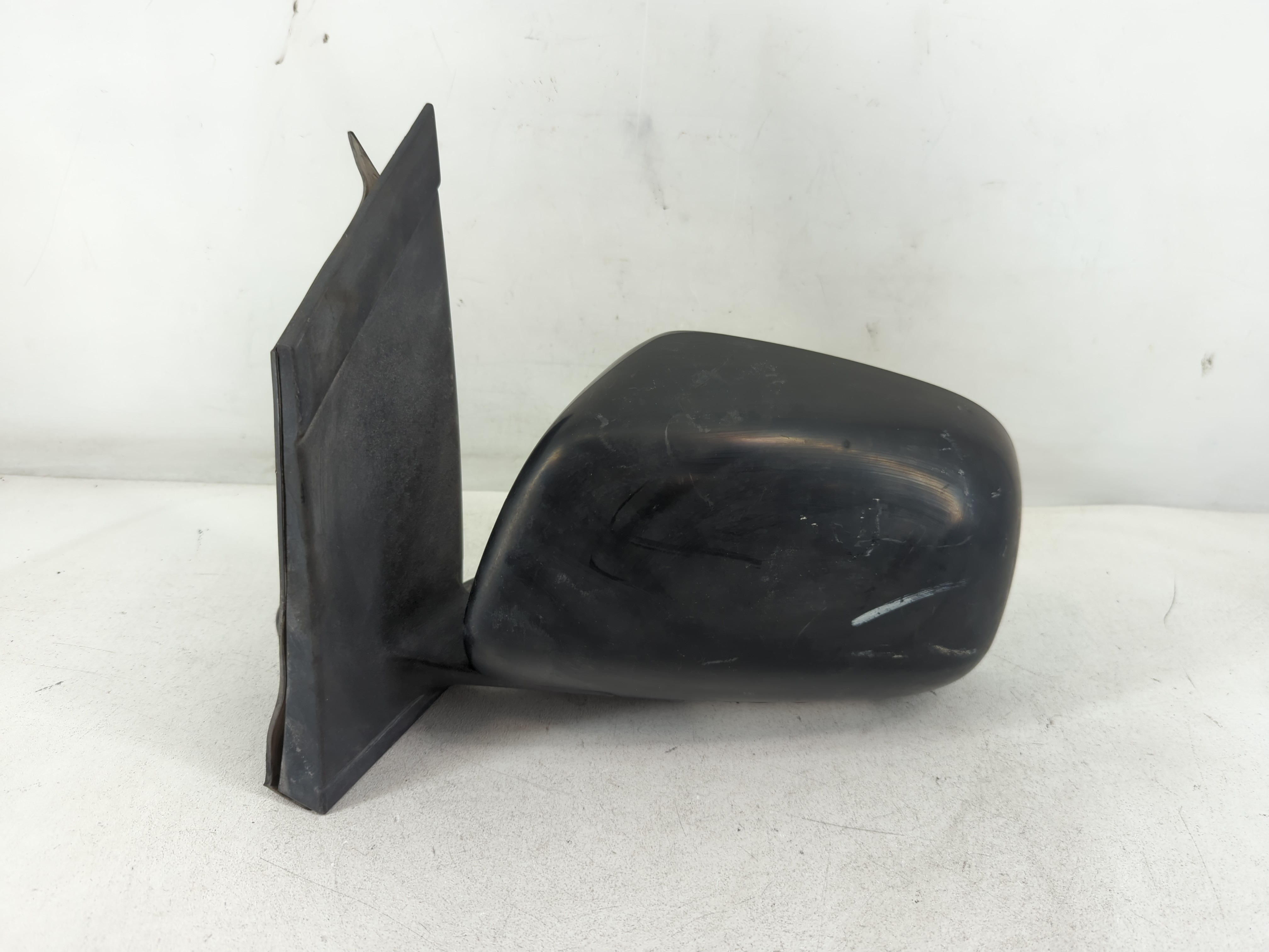 2004-2010 Toyota Sienna Driver Left Side View Power Door Mirror Black 878743 - Oemusedautoparts1.com