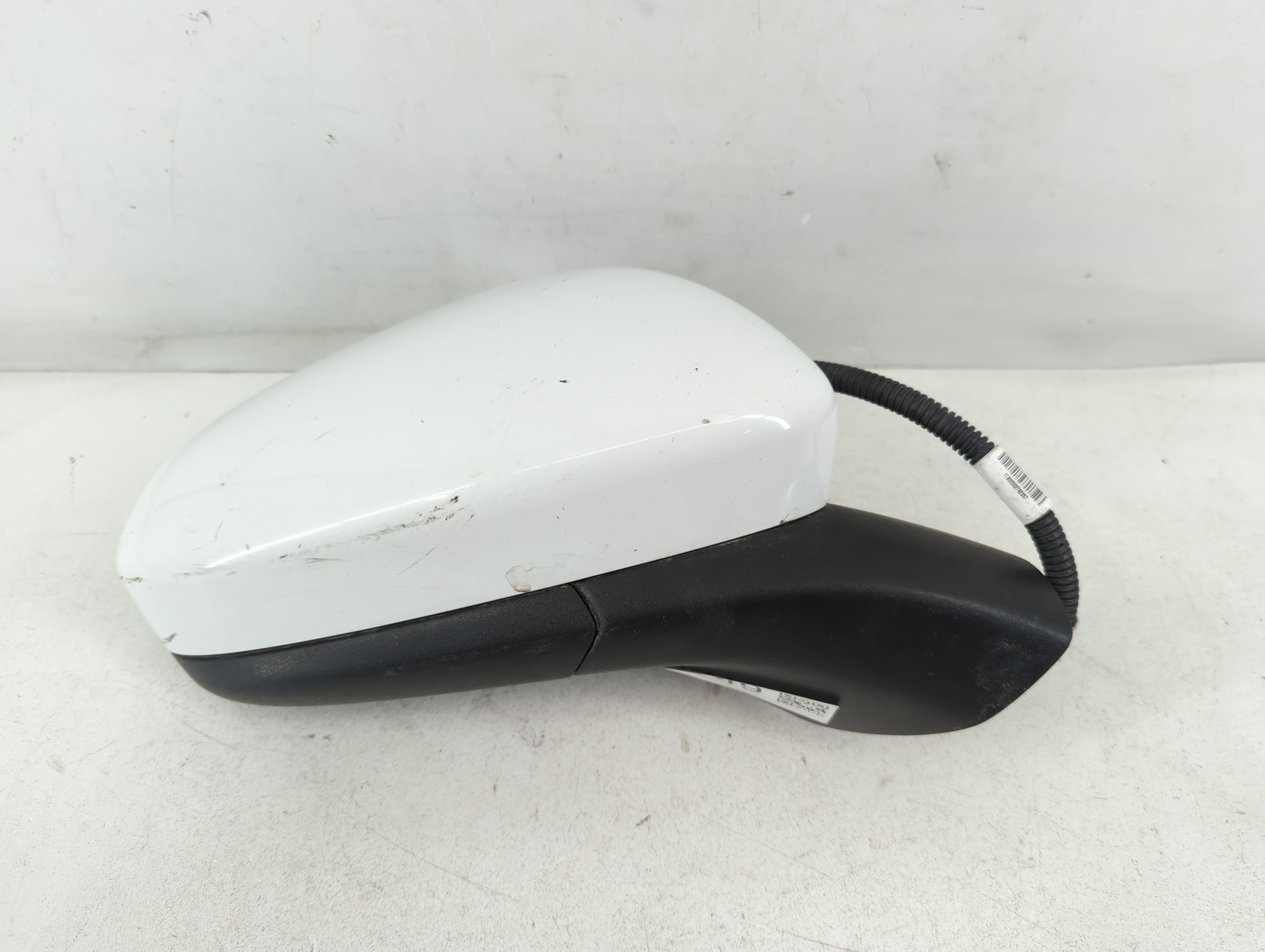 2018-2018 Ford Fusion Passenger Right Side View Power Door Mirror White 878749 - Oemusedautoparts1.com