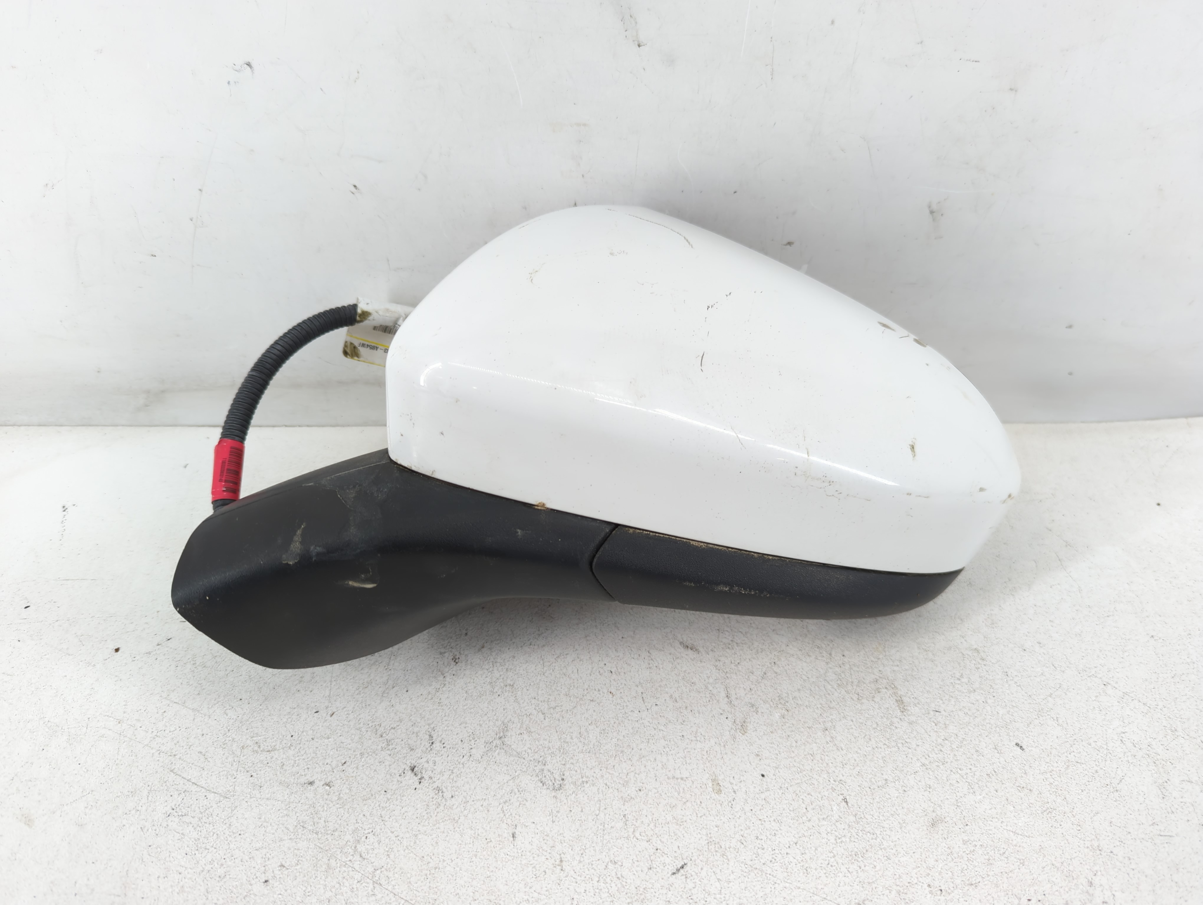 2018-2018 Ford Fusion Driver Left Side View Power Door Mirror White 878762 - Oemusedautoparts1.com