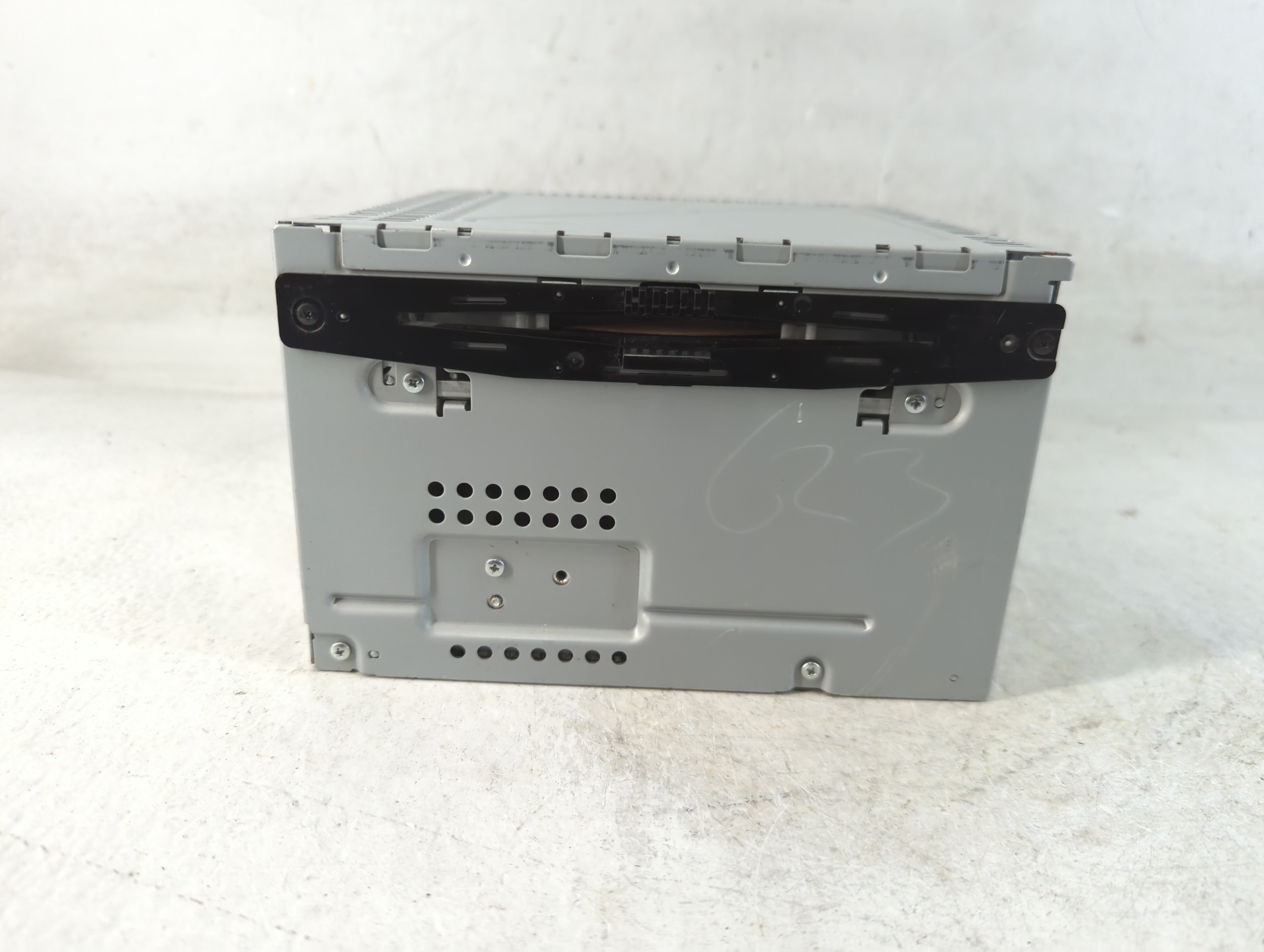2010-2012 Ford Fusion Am Fm Cd Player Radio Receiver 878785 - Oemusedautoparts1.com