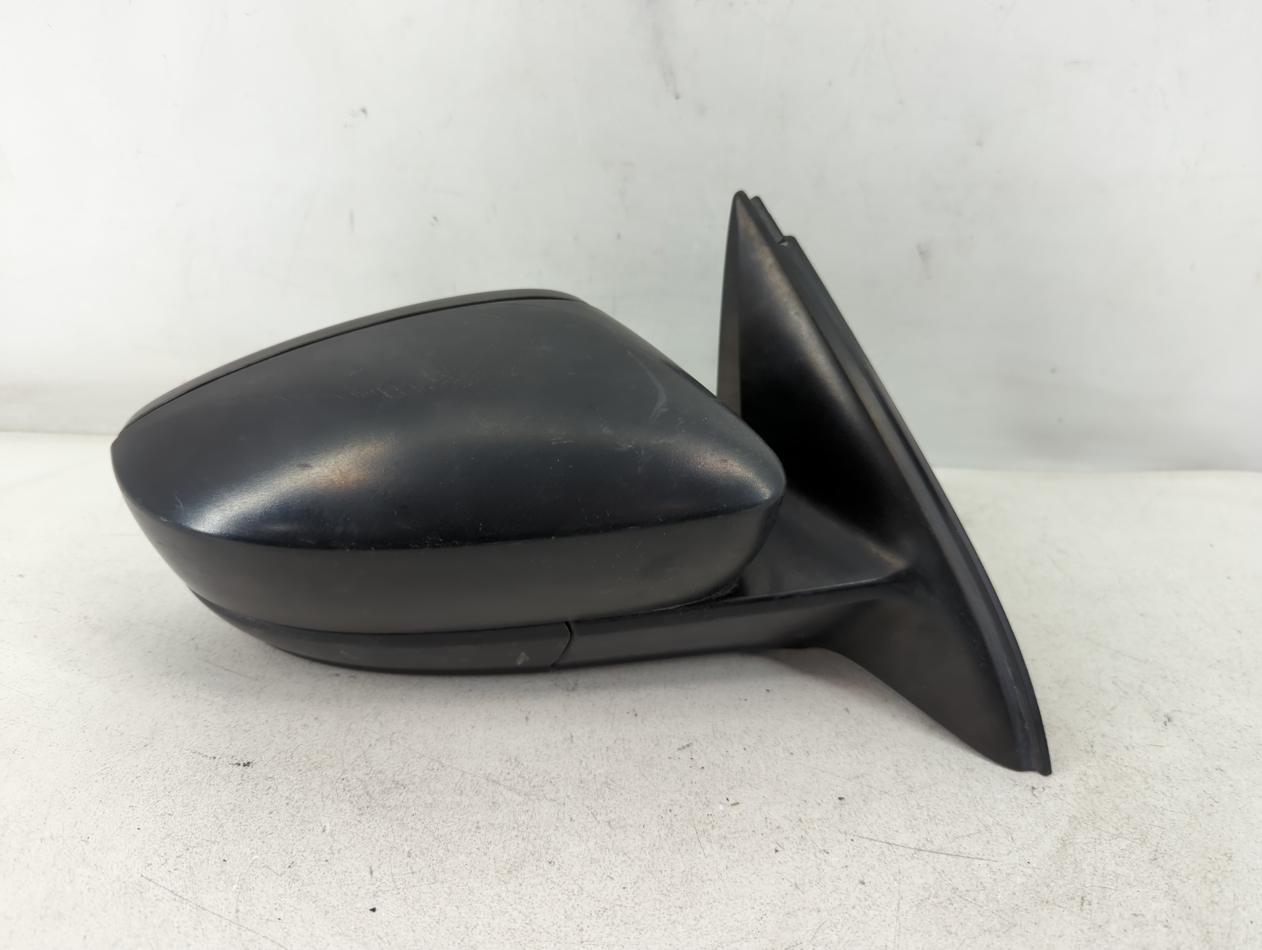 2011-2016 Volkswagen Jetta Passenger Right Side View Power Door Mirror 878796 - Oemusedautoparts1.com