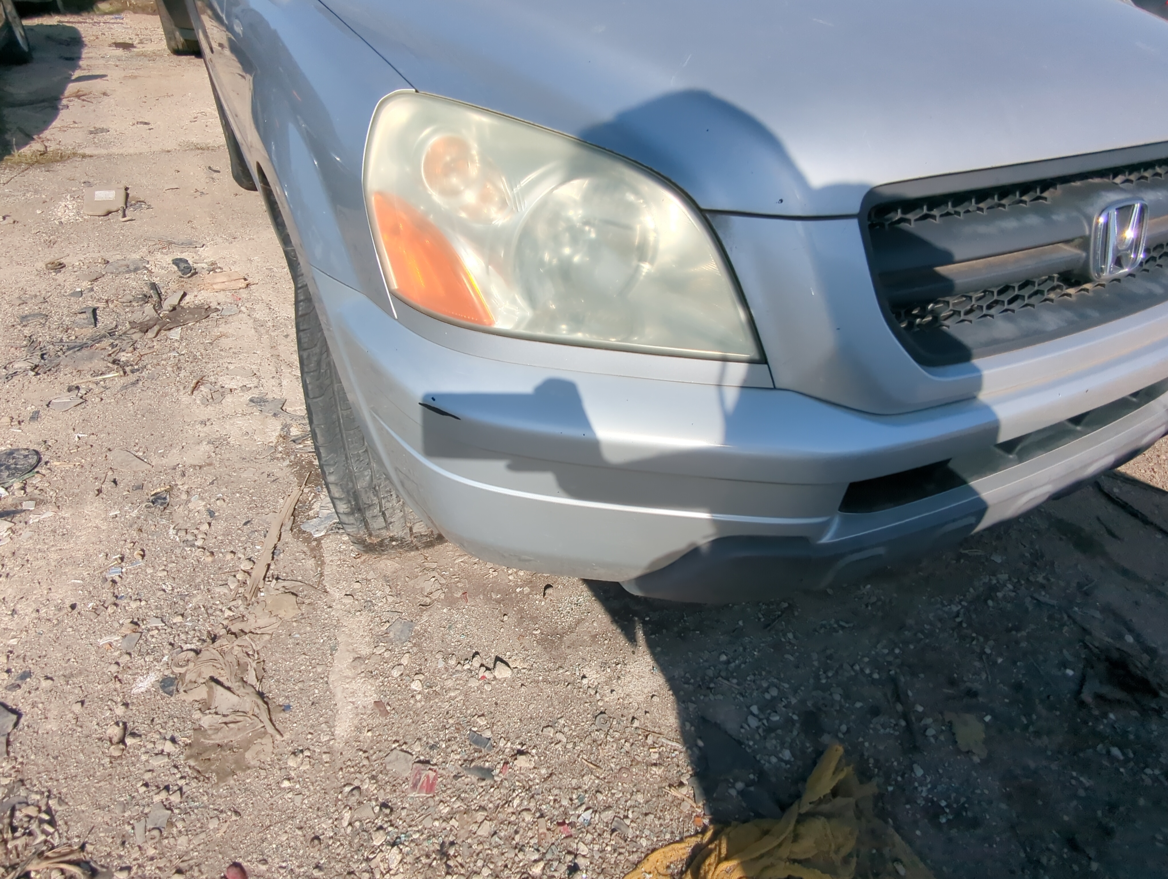 Picture of 2003-2005 Honda Pilot Driver Fender 879514