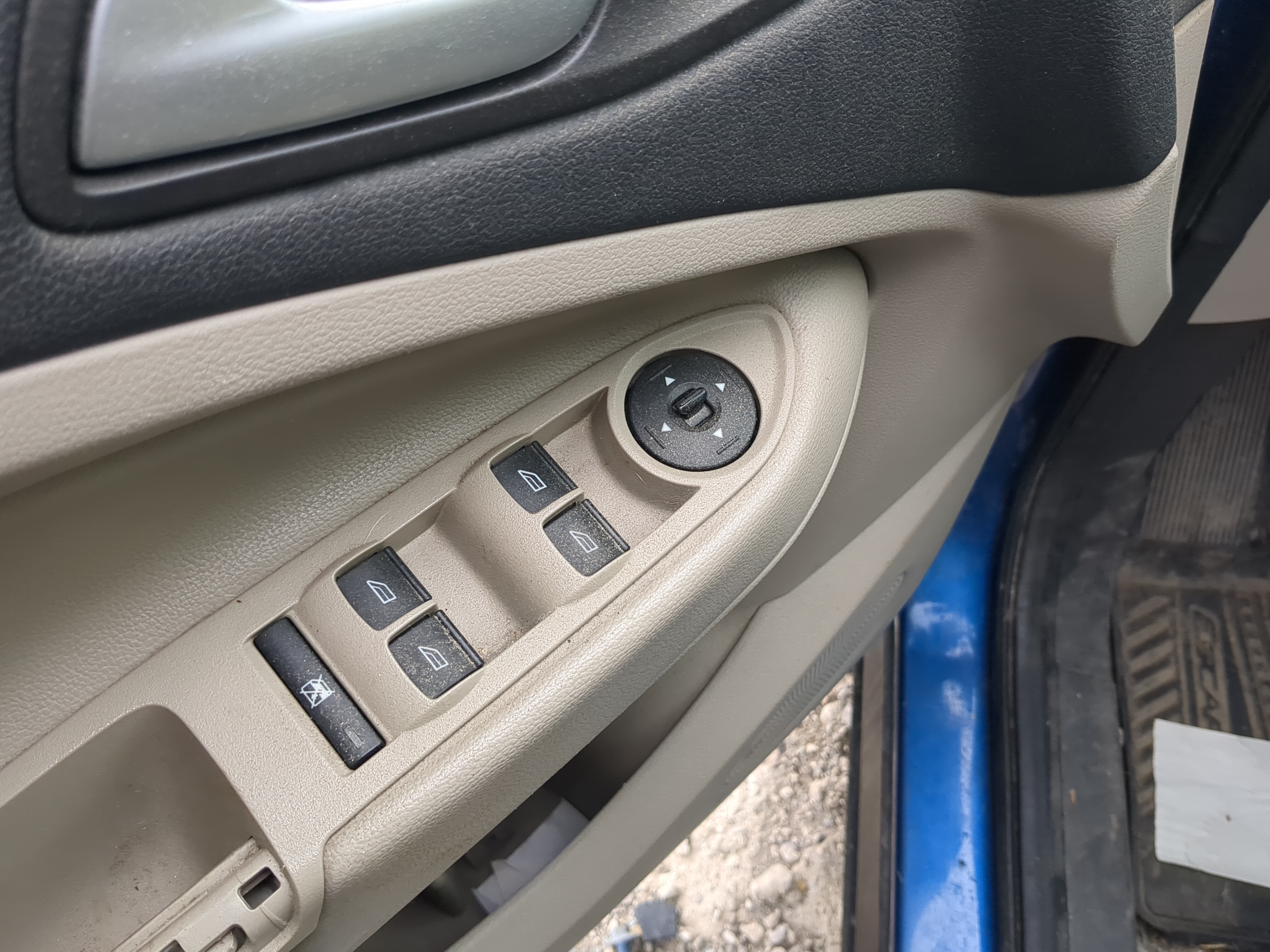 Picture of 2013-2019 Ford Escape Driver Left Door Master Power Window Switch 879685