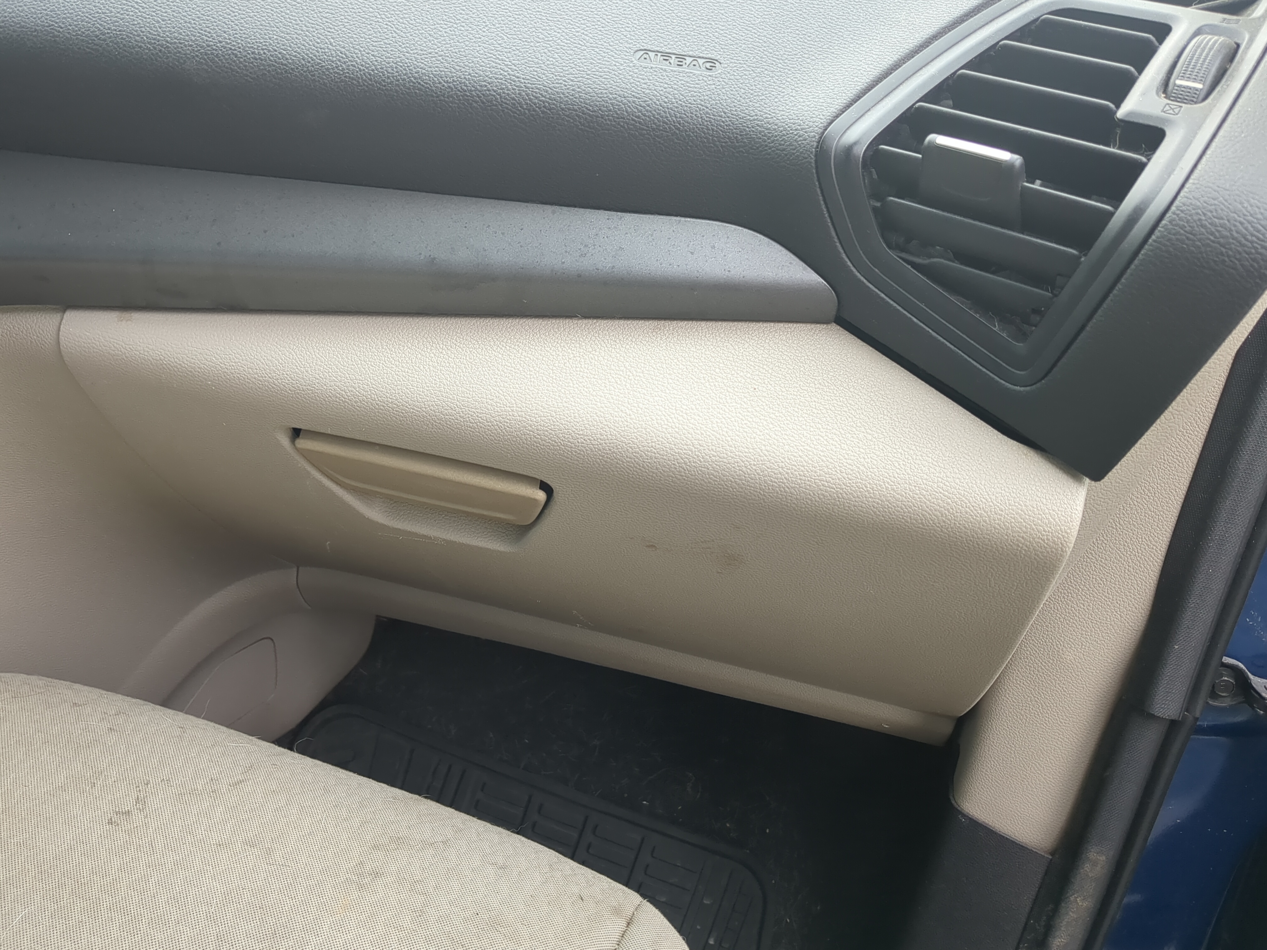 2017 Ford Escape Passenger Glove Box Door Storage Compartment 879754 - Oemusedautoparts1.com