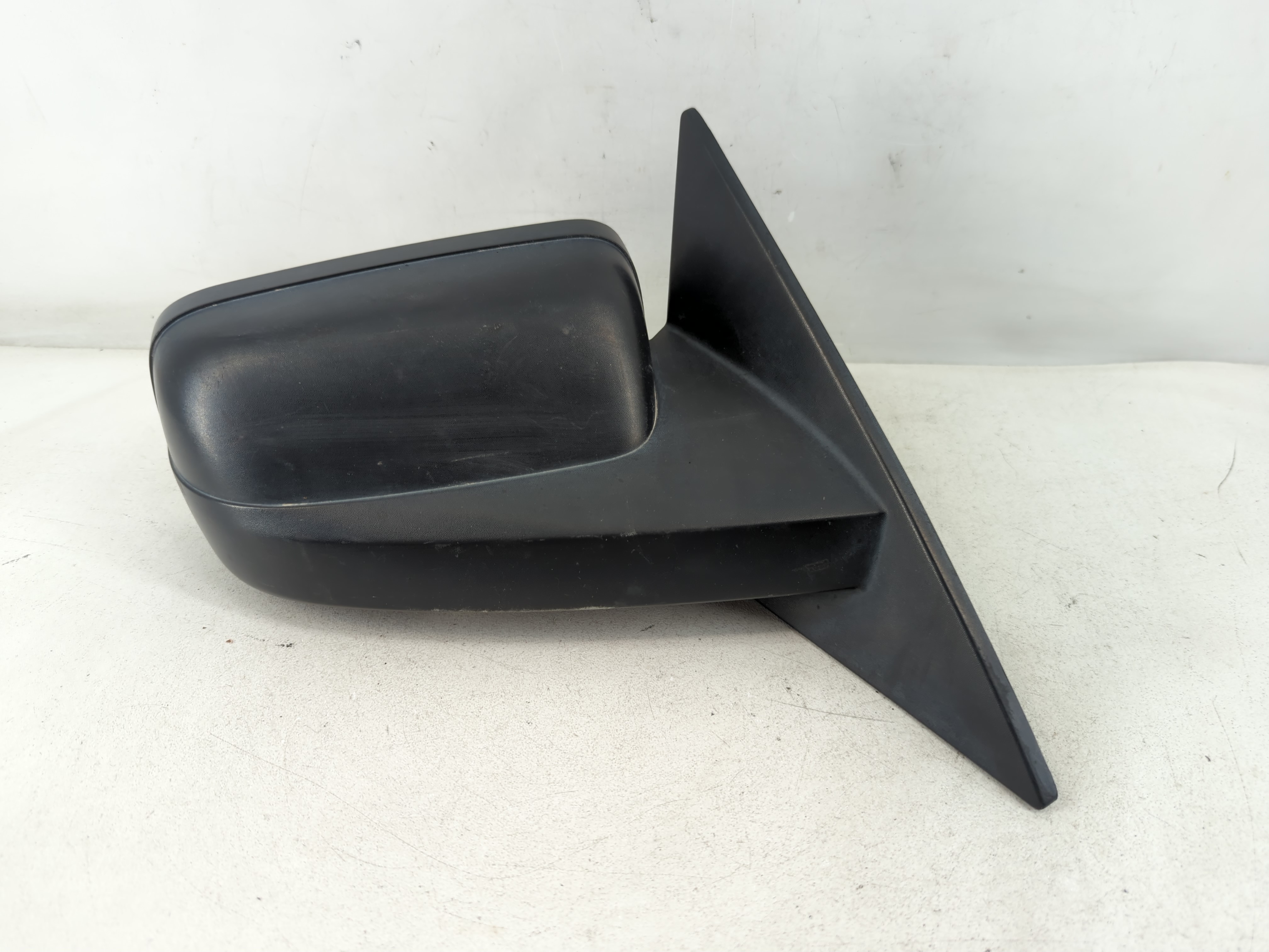 2005-2009 Ford Mustang Passenger Right Side View Power Door Mirror Black 880208 - Oemusedautoparts1.com