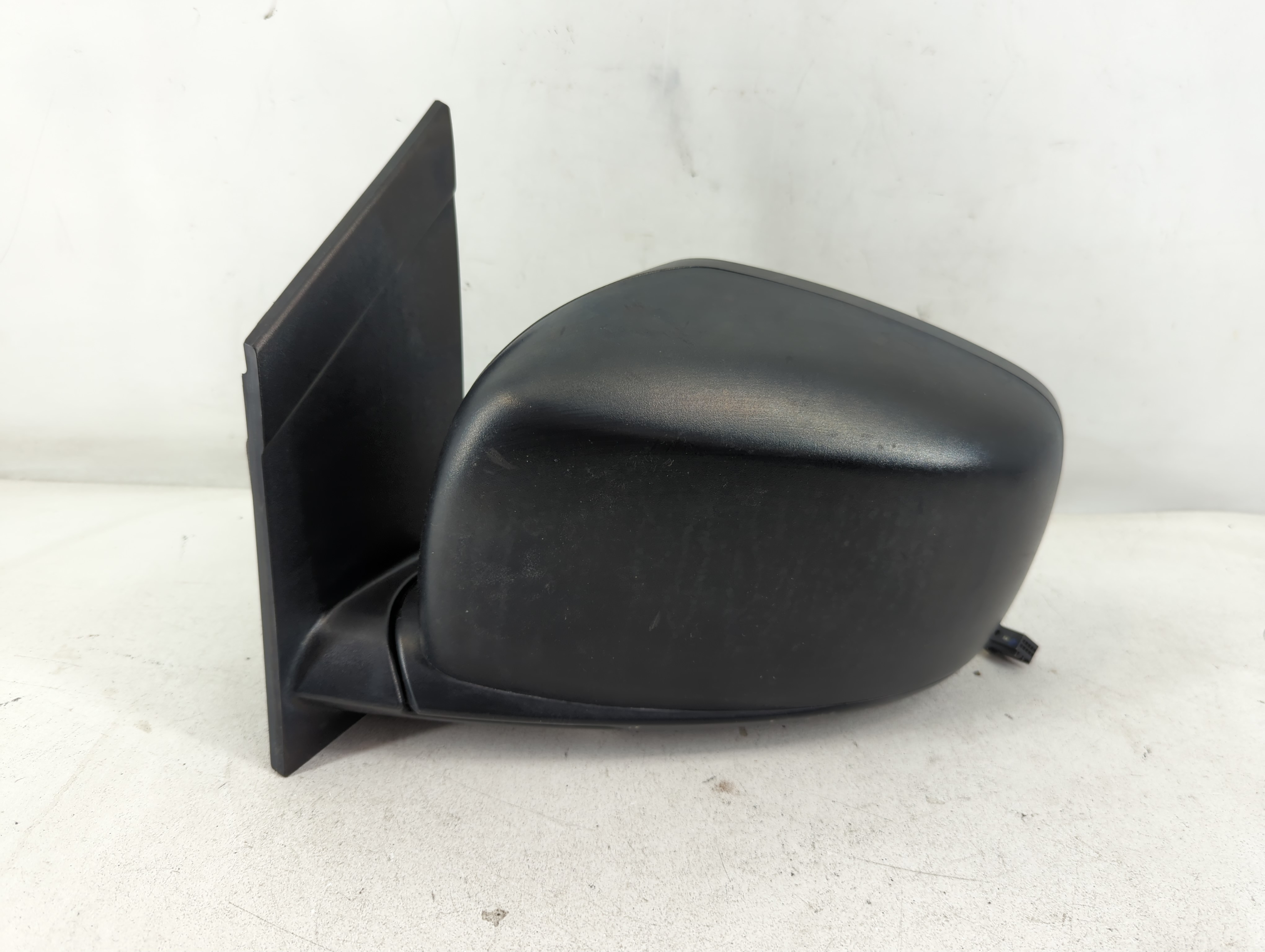 2011-2020 Dodge Grand Caravan Driver Left Side View Power Door Mirror 880215 - Oemusedautoparts1.com