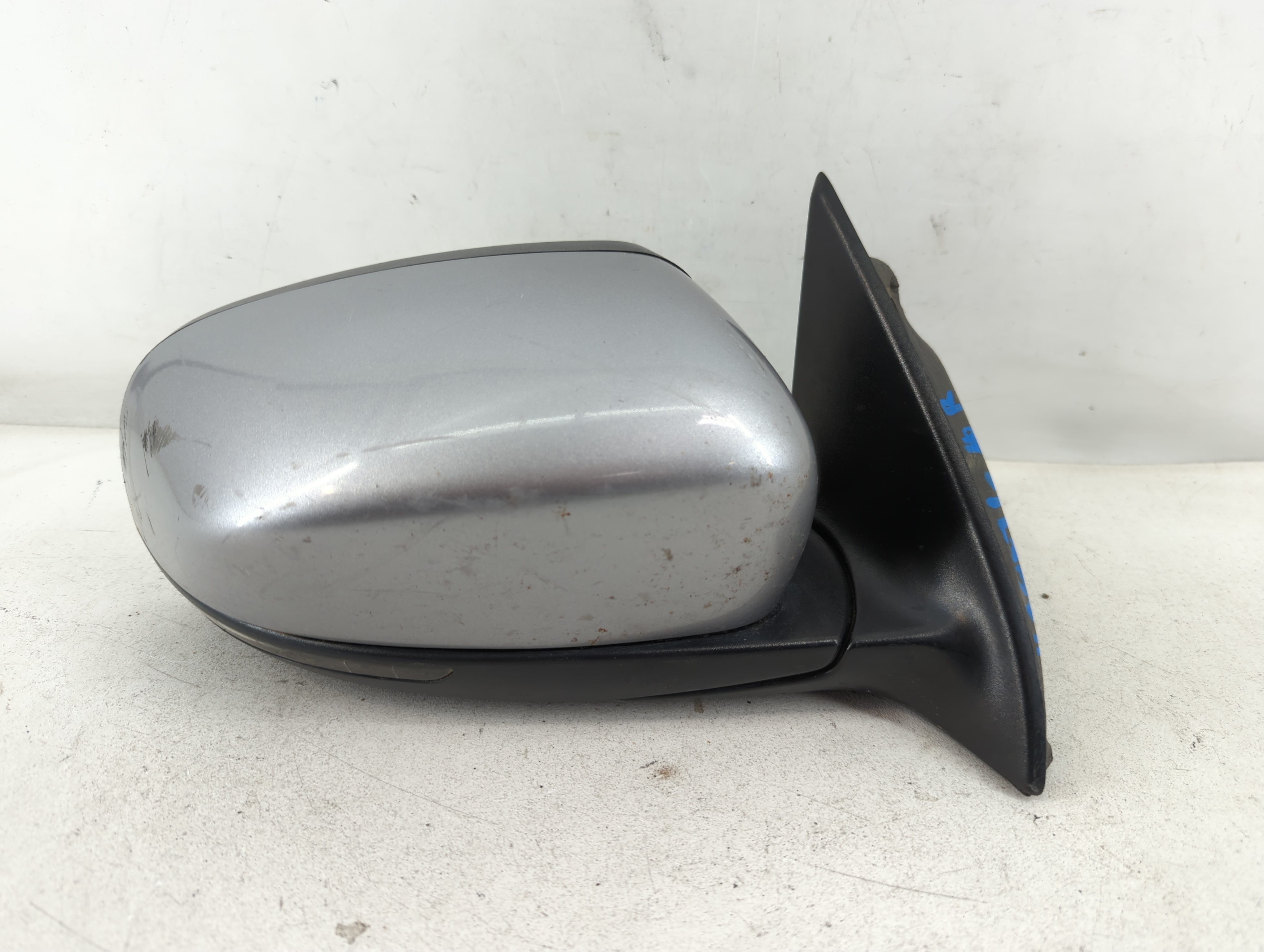2014-2021 Jeep Cherokee Passenger Right Side View Power Door Mirror 880230 - Oemusedautoparts1.com